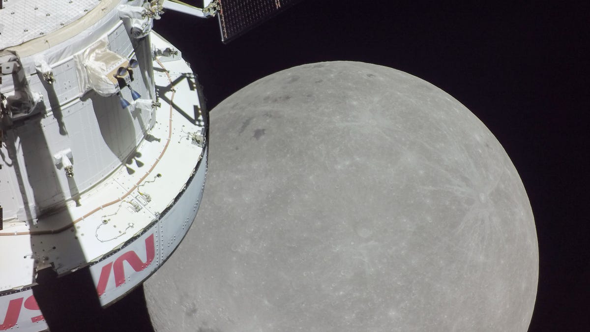 See NASA's Daring Artemis I Moon Mission Unfold in Stunning Image
