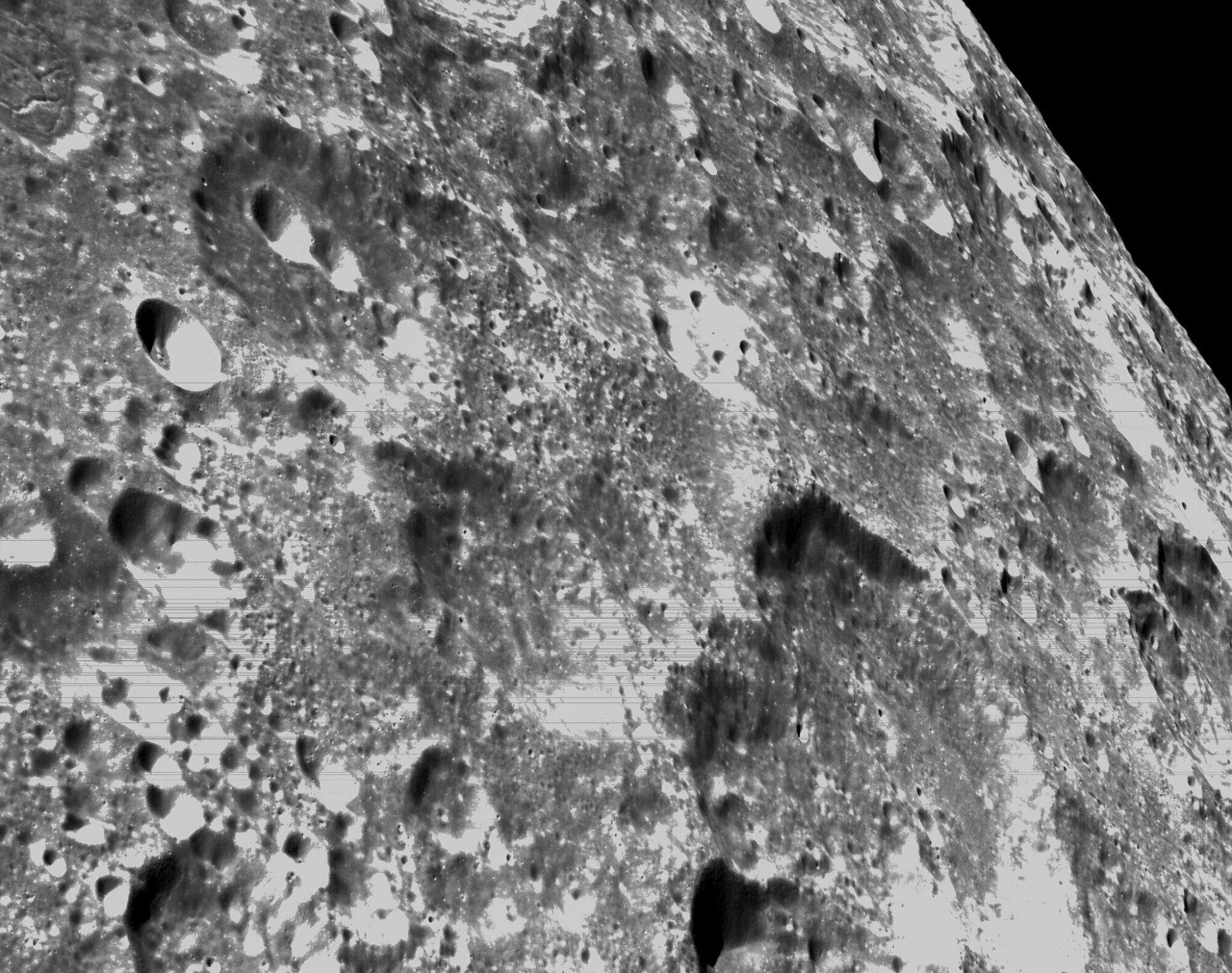 NASA Artemis spaceship's new moon image are really eerie