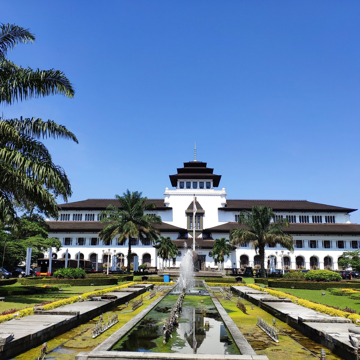 Gedung Sate You Need to Know BEFORE You Go (with Photo)