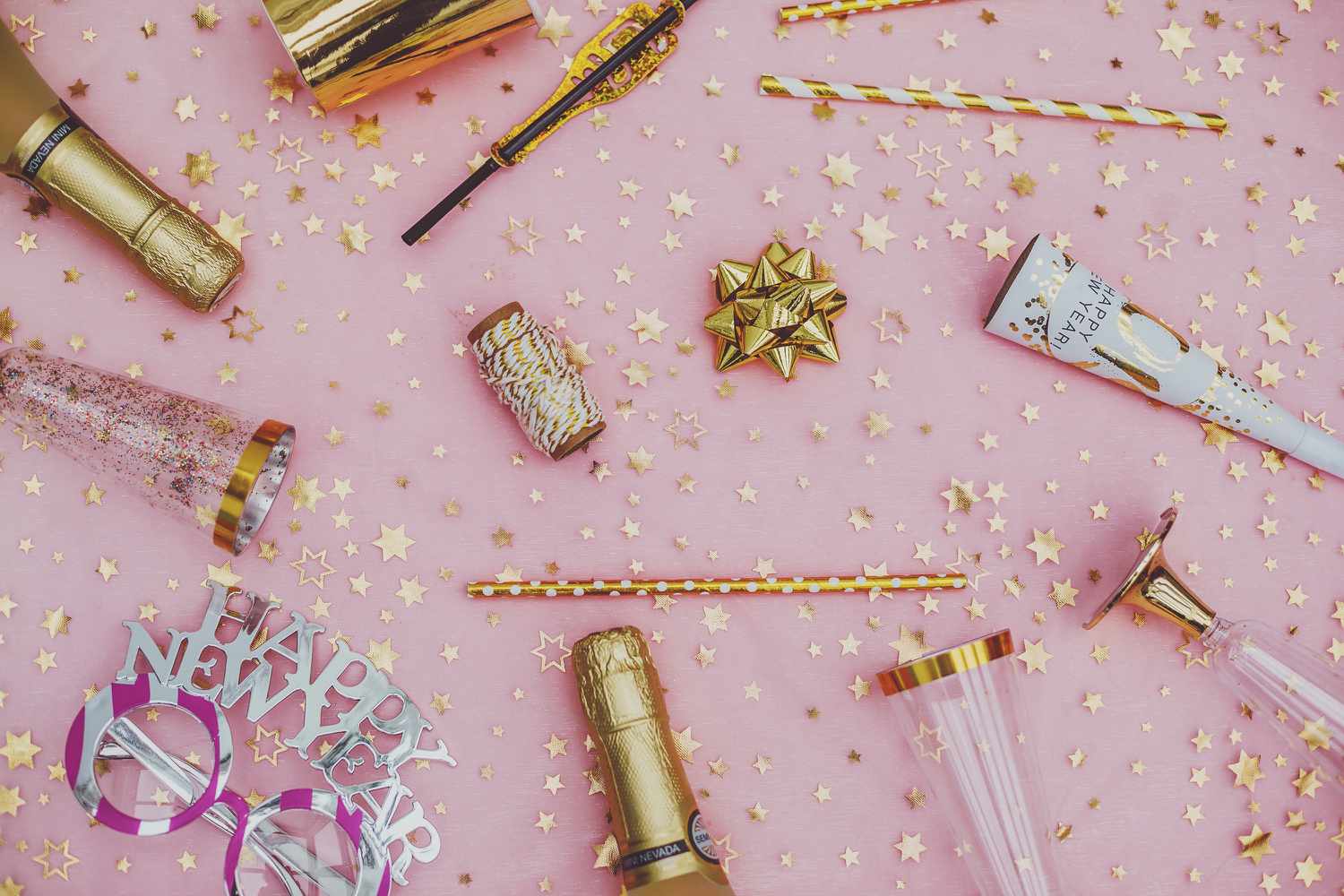 New Year's Party Games to Celebrate 2025