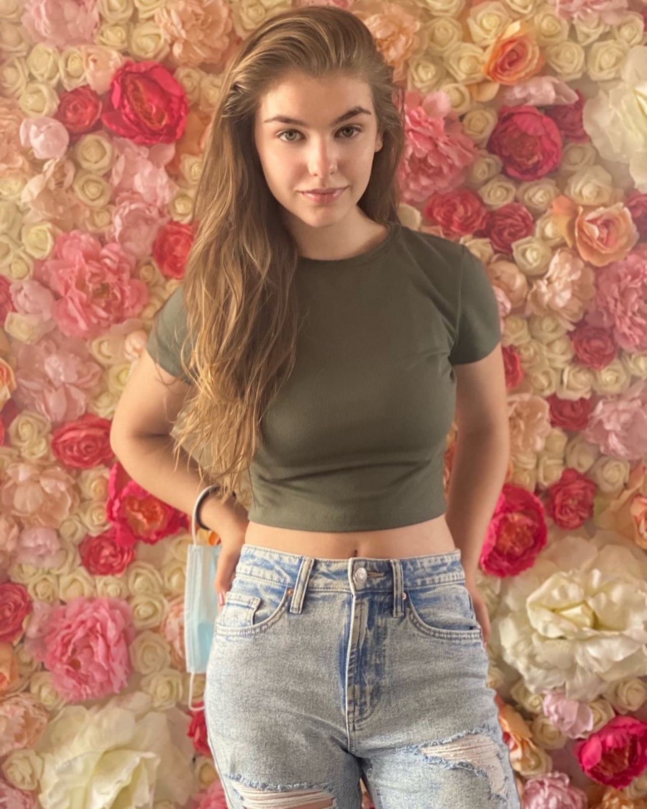 Lyliana Wray 04 08 2021 • CelebMafia