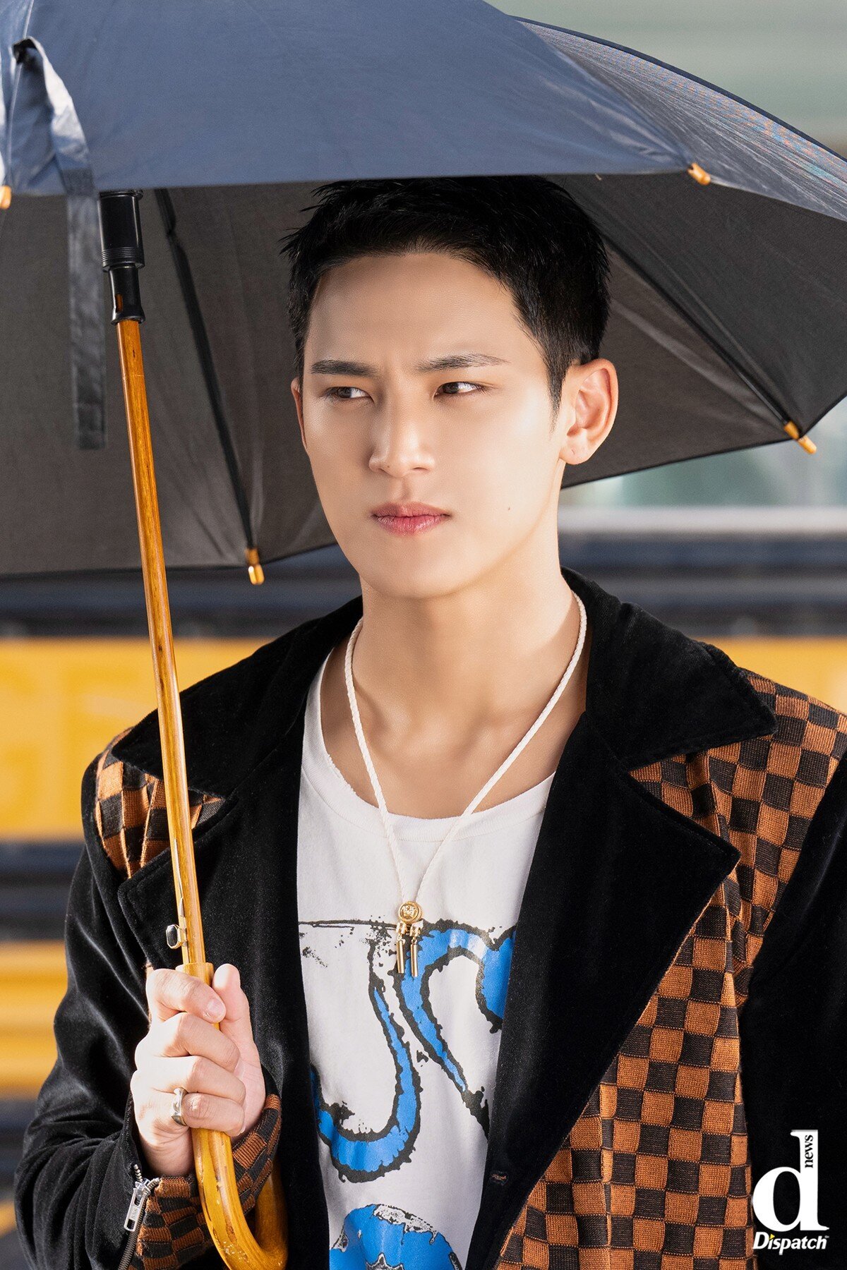 SEVENTEEN Mingyu - 'God of Music' MV Behind Photo