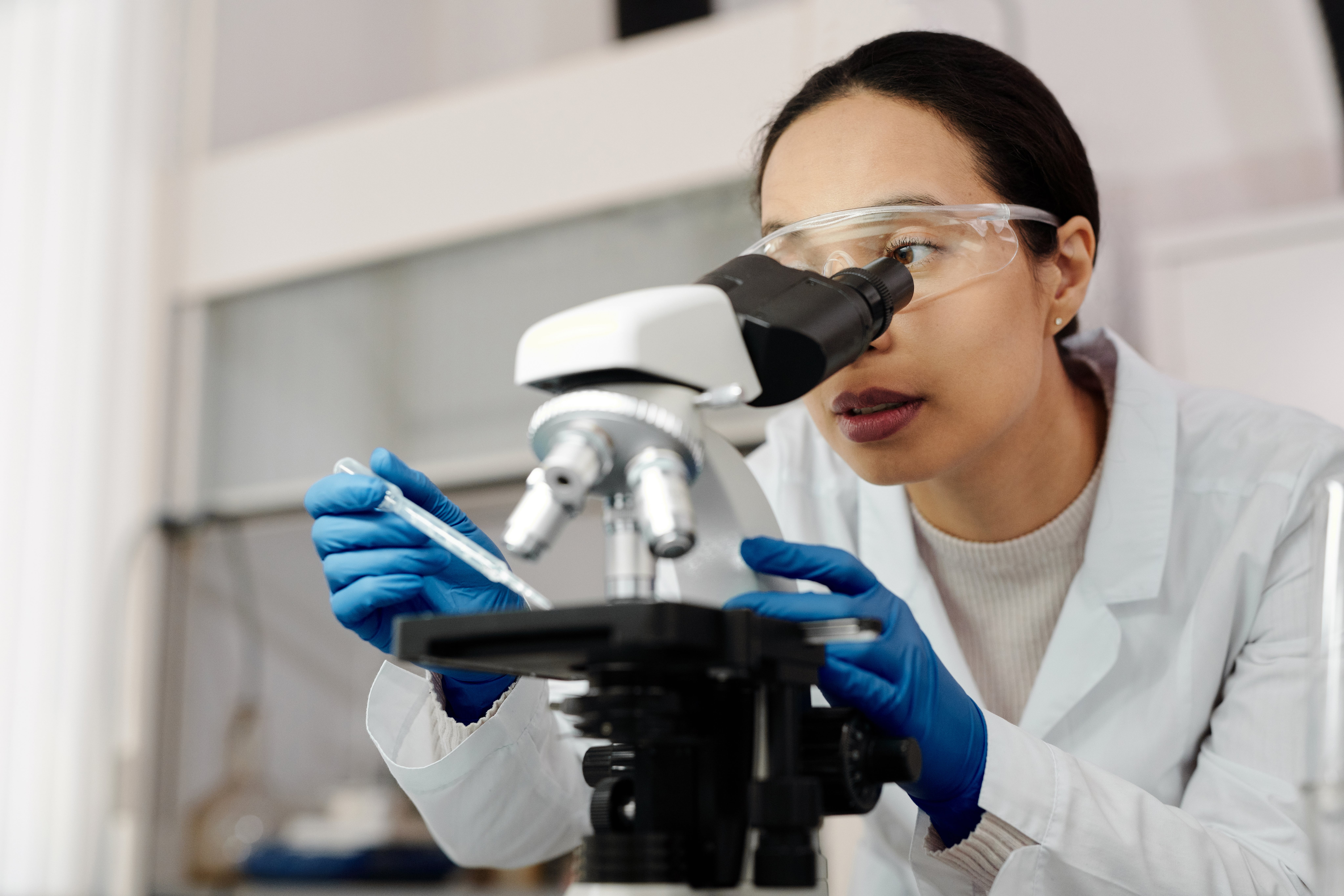 Laboratory Technician Photo, Download The BEST Free Laboratory Technician & HD Image