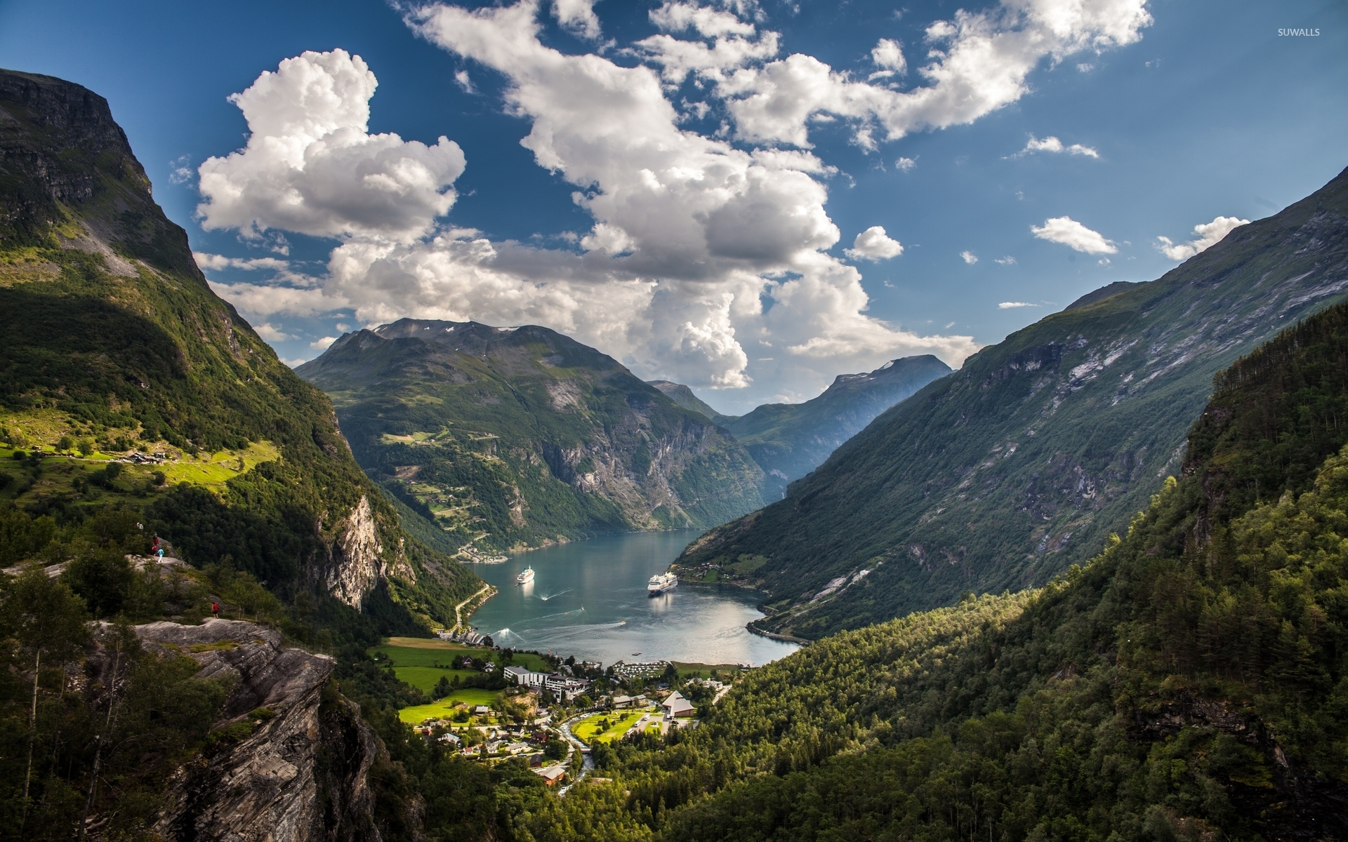 Geiranger wallpaper wallpaper