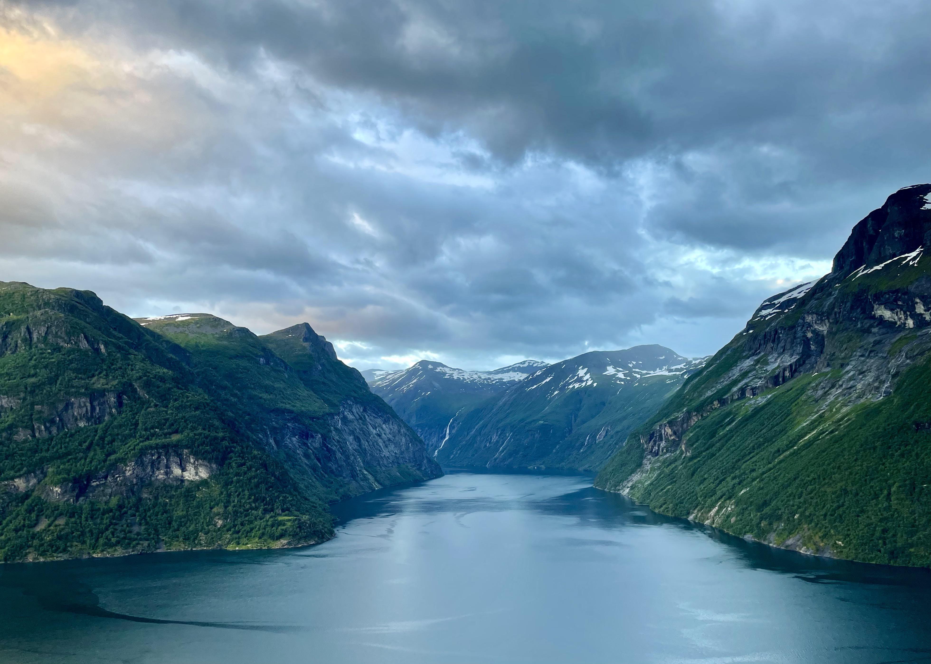 Geiranger Fjord Norway (3900 x 2800) [OC]