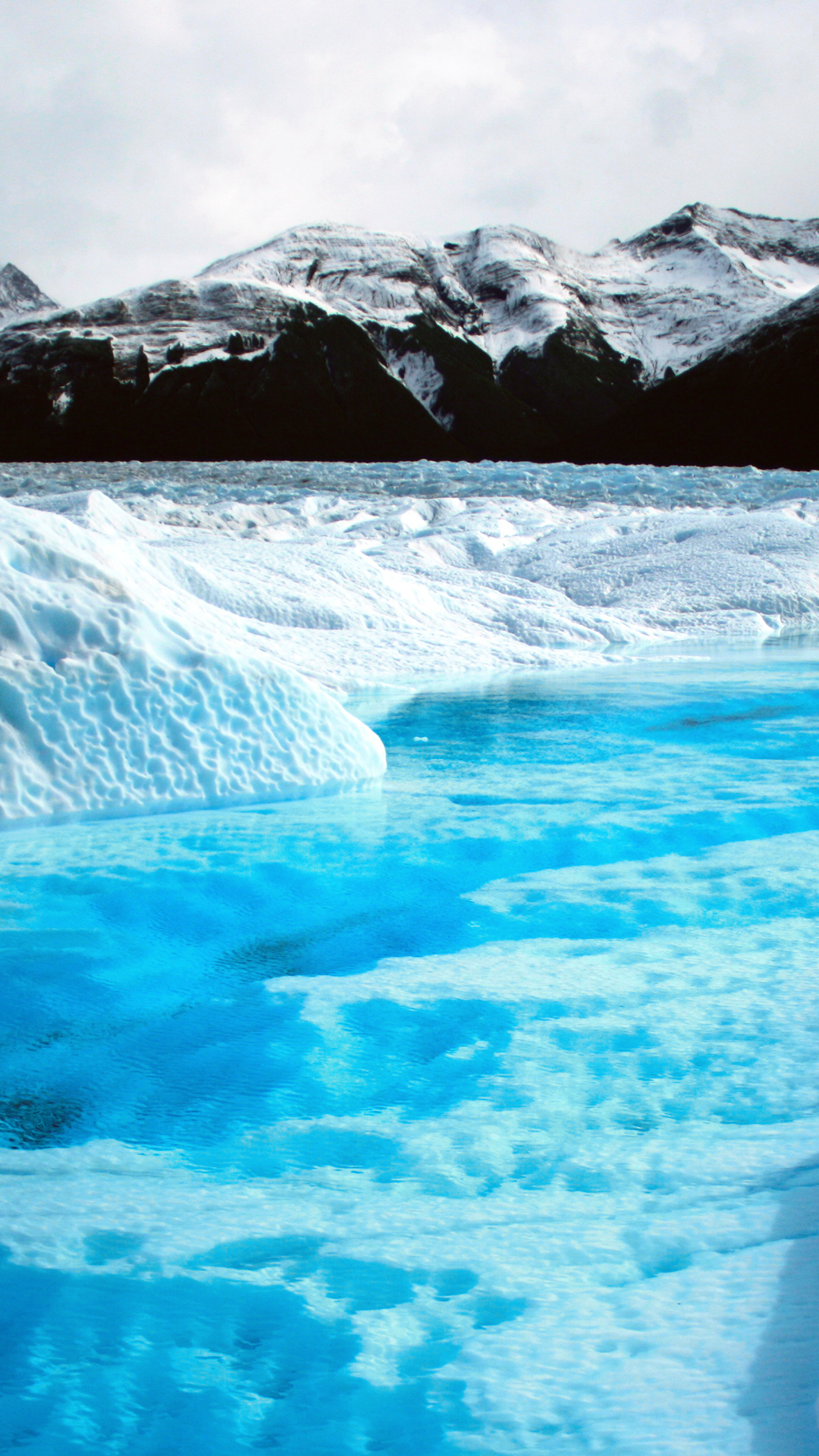 Glacier High Resolution iPhone Wallpaper