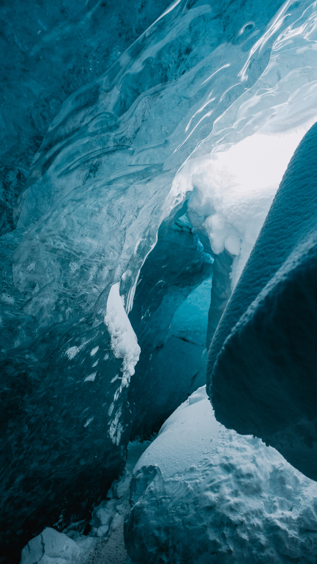 Cold As Ice iPhone Wallpaper