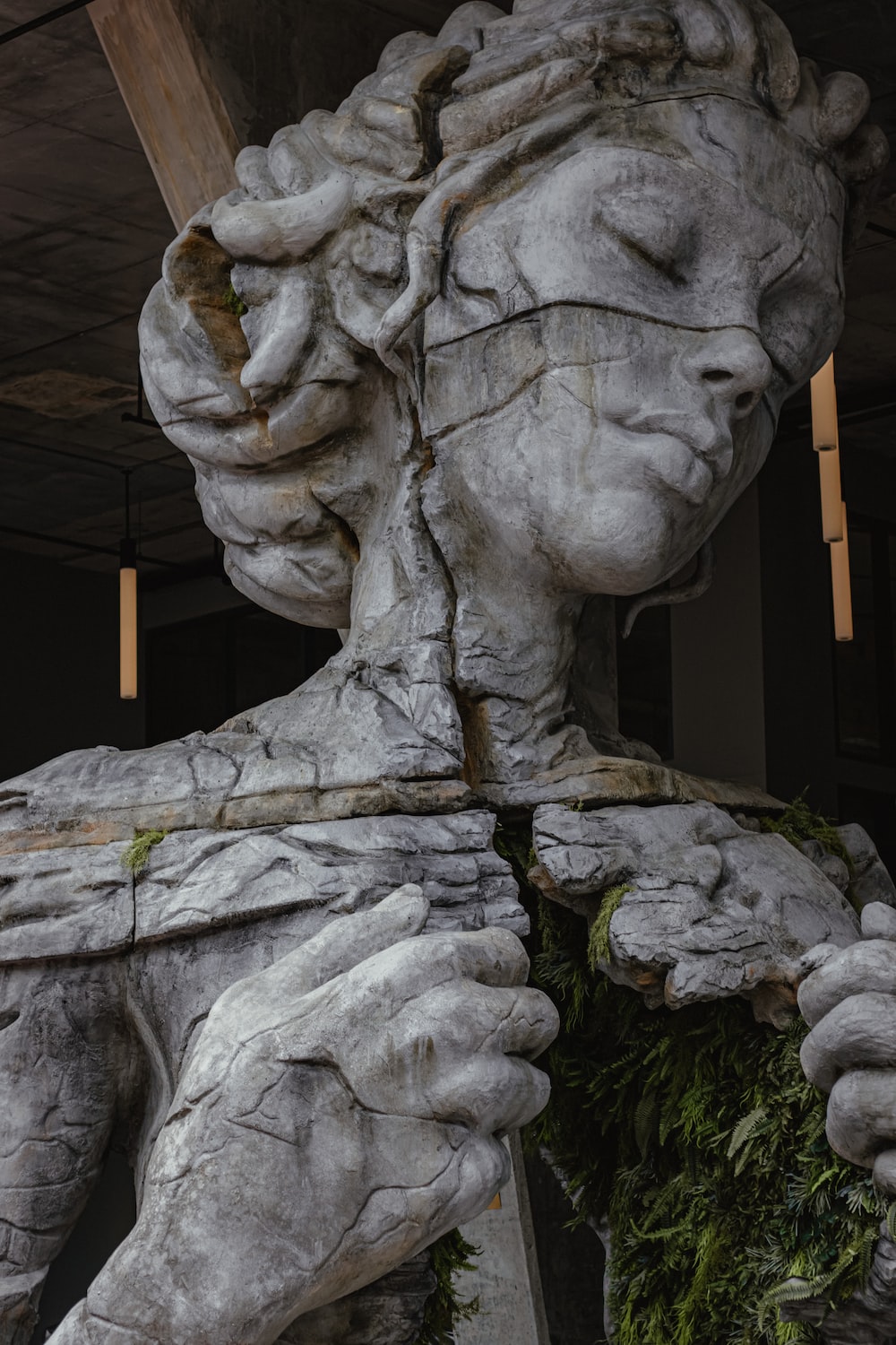 Broken Statue Picture. Download Free Image