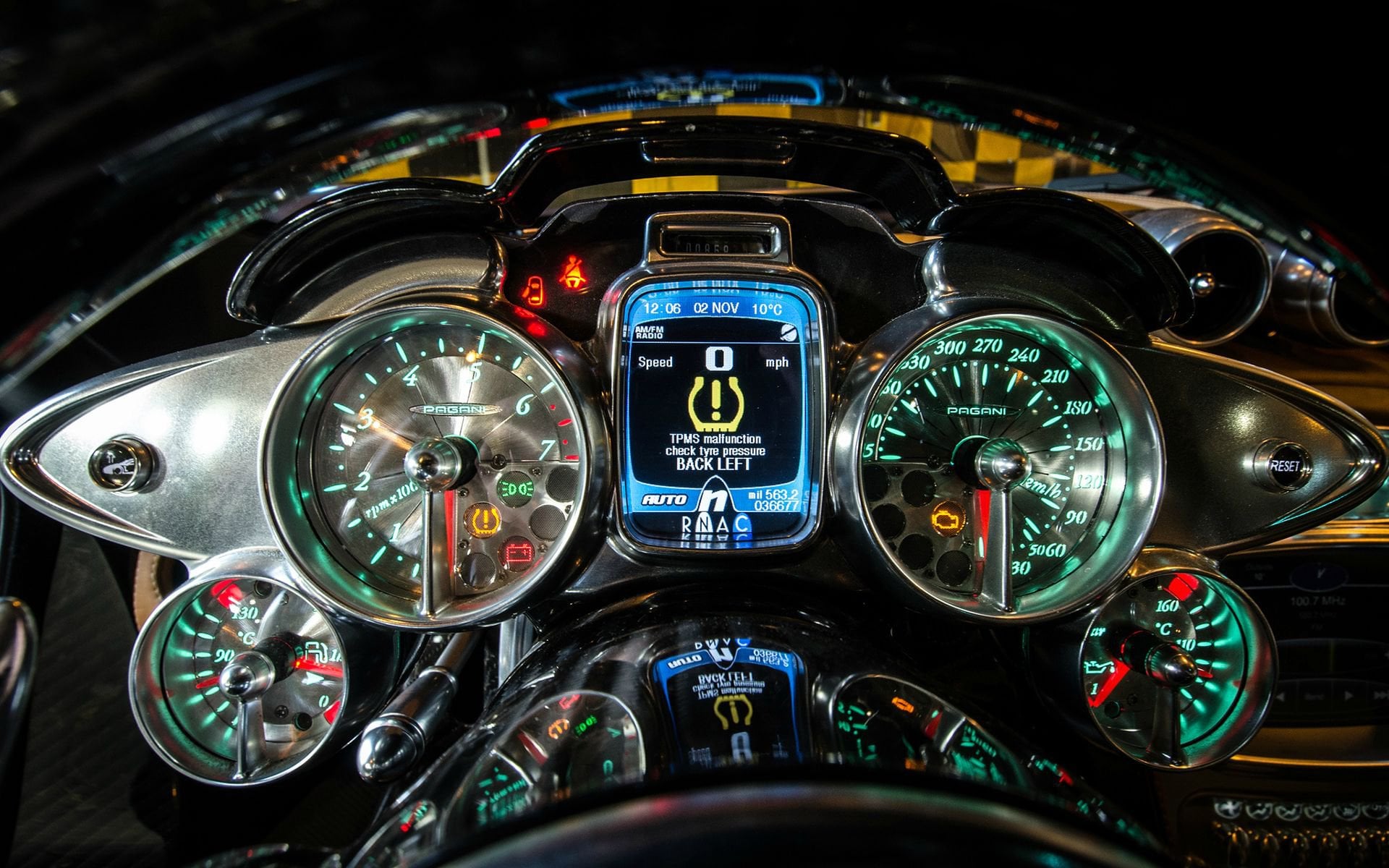 The instrument cluster of the Pagani Huayra