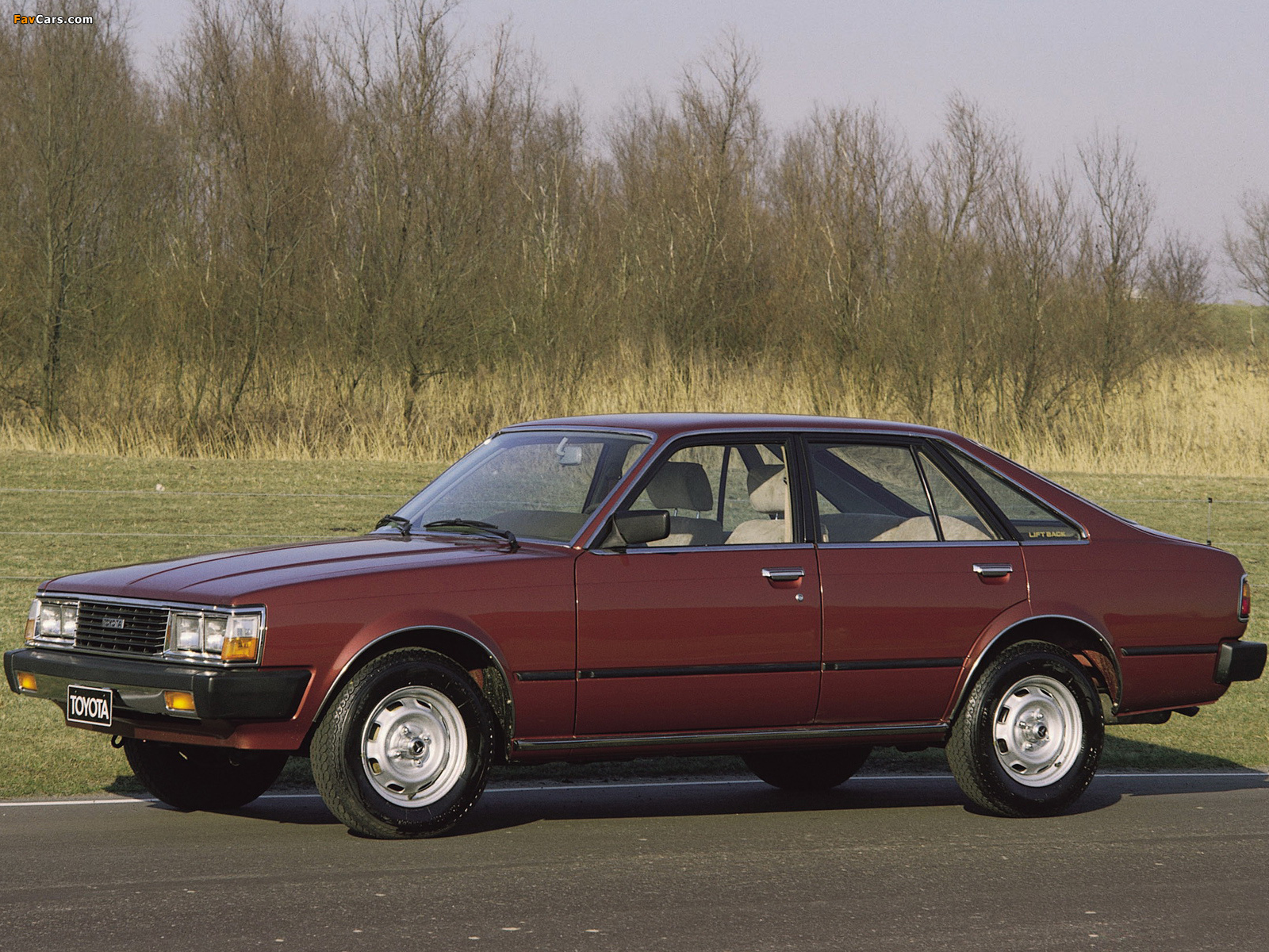 Toyota Corona Liftback 1978–82 wallpaper (1600x1200)