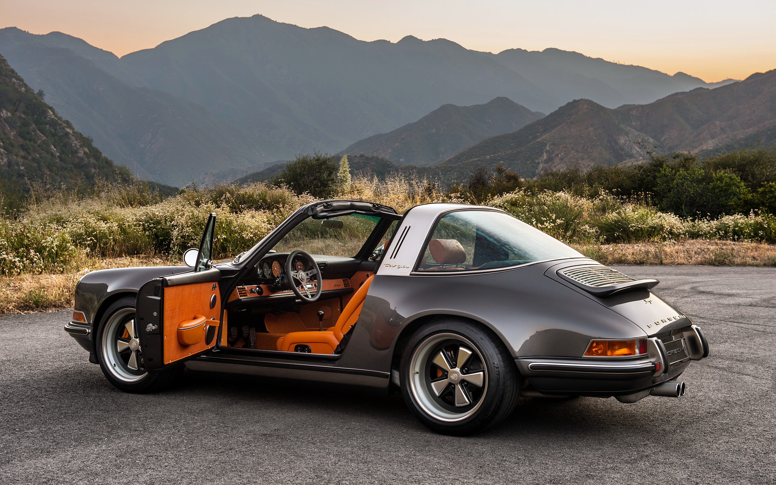 Singer 911 Targa
