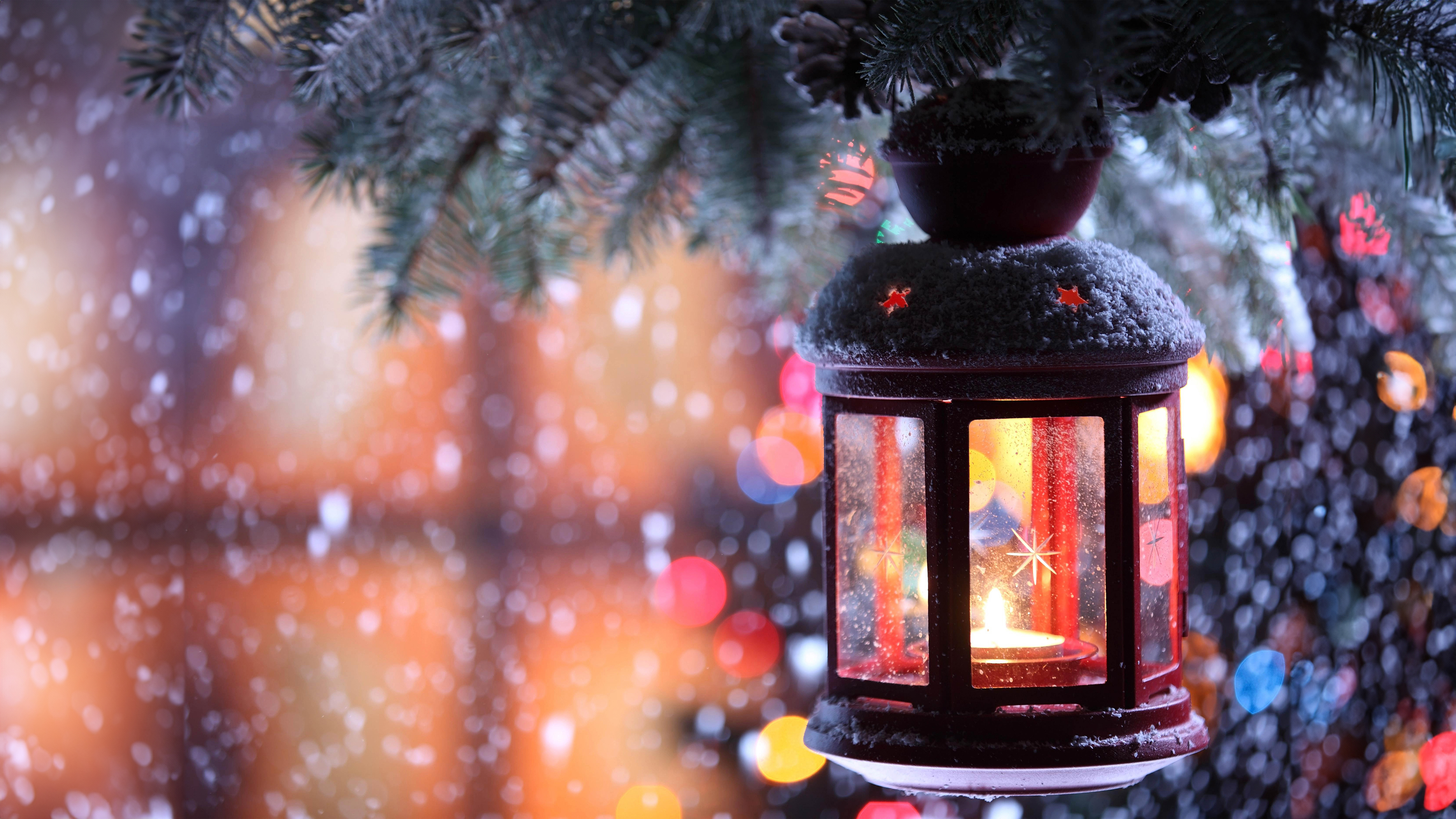 Christmas Lantern Wallpaper 4K
