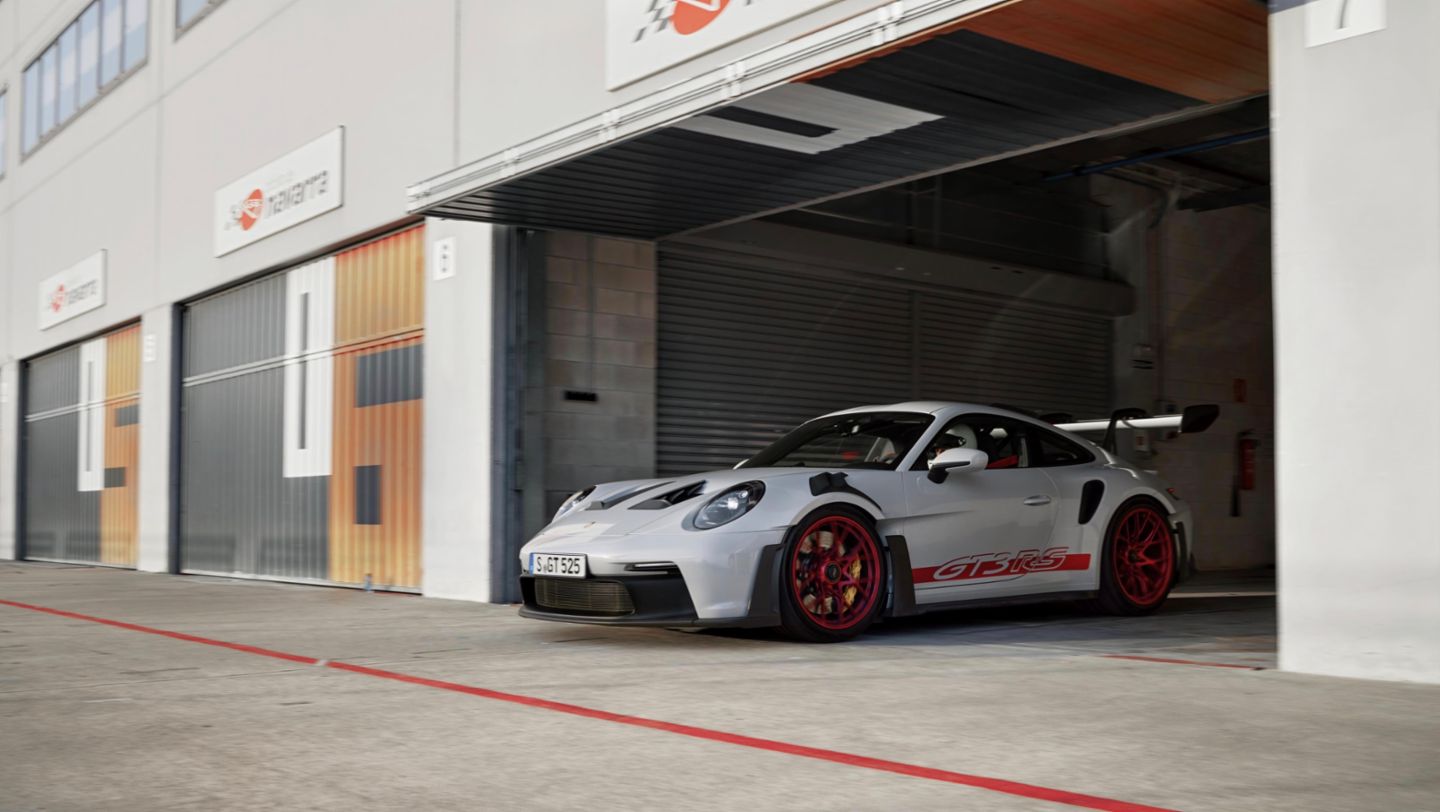 Purpose Built For Performance: The New Porsche 911 GT3 RS