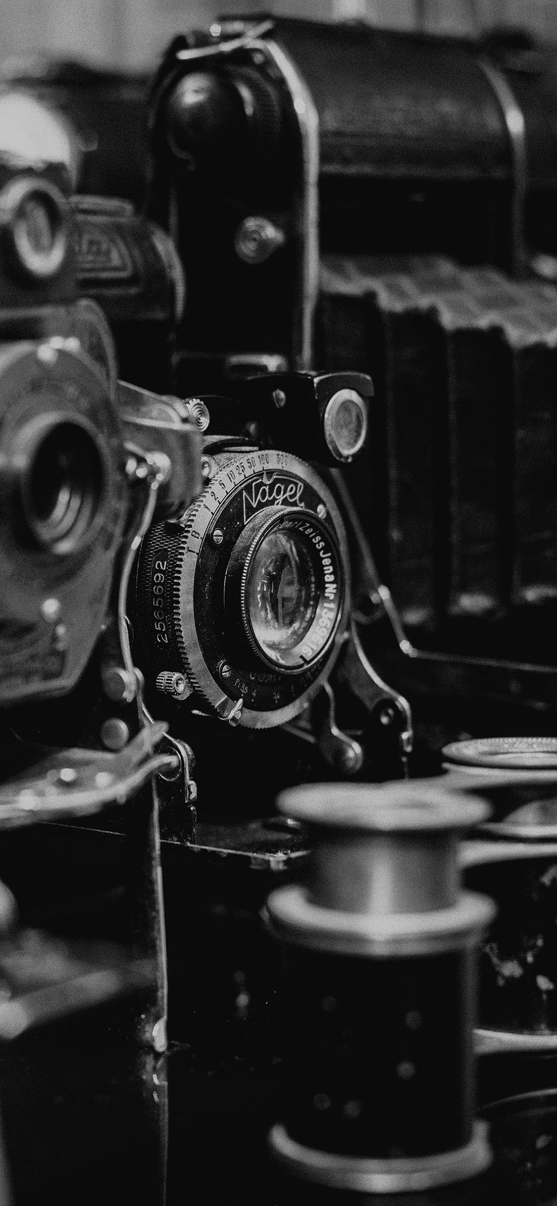 Photos Of Cameras Dark Classic #iPhone #X #wallpaper. Camera wallpaper, Retro photo, Anime wallpaper phone