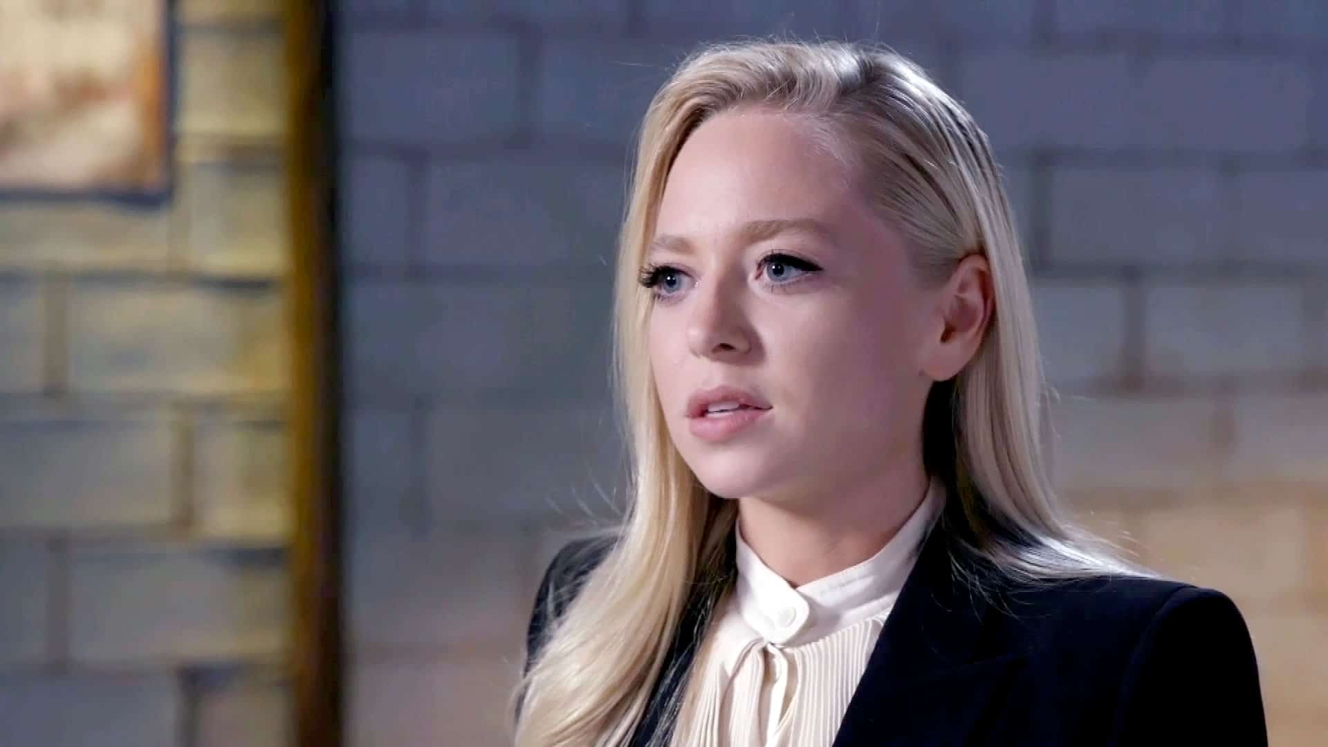 Portia Doubleday Gallery. Super Stars Bio
