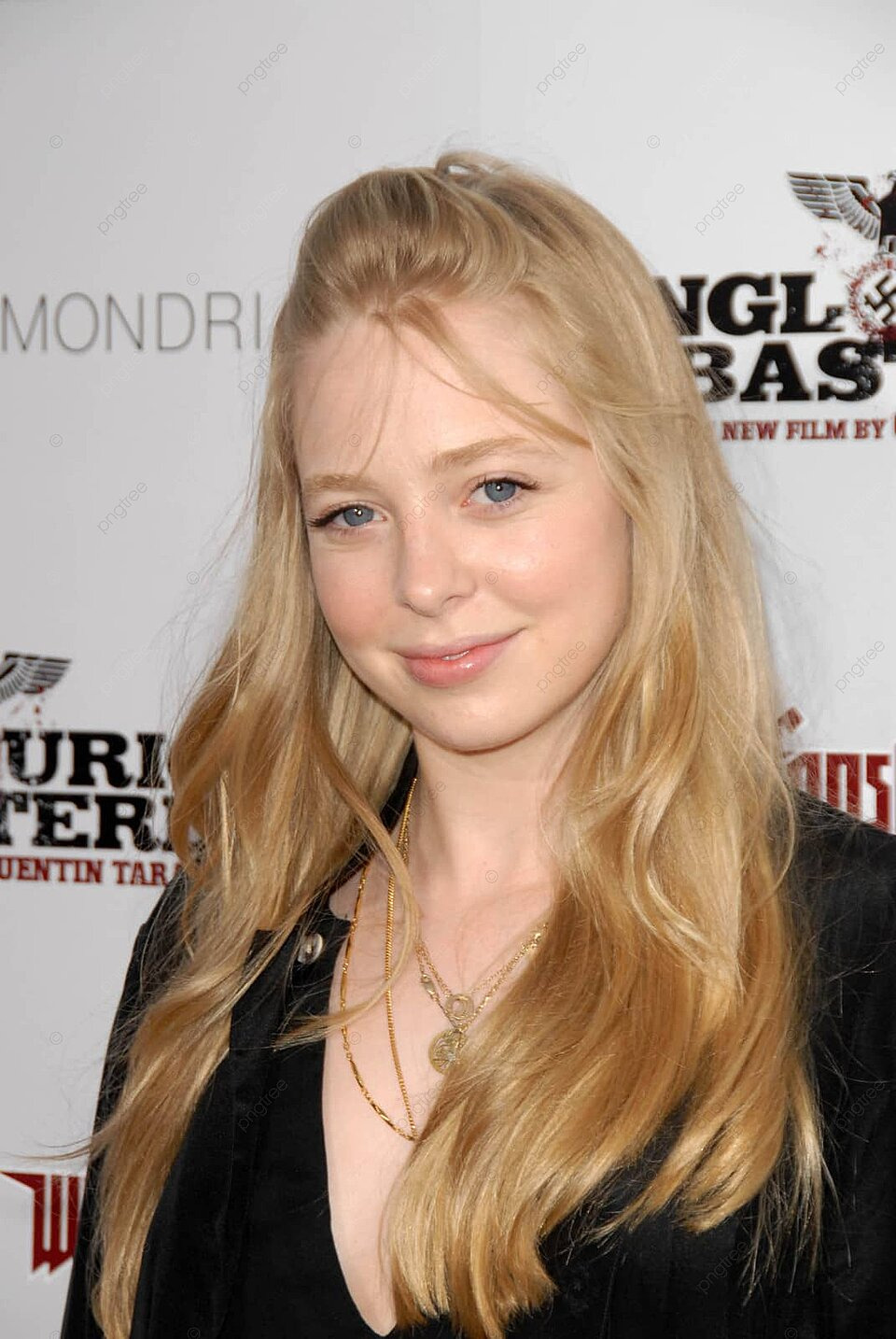 Portia Doubleday At Inglourious Basterds La Premiere Famous Talent Celebrity Photo Background And Picture For Free Download