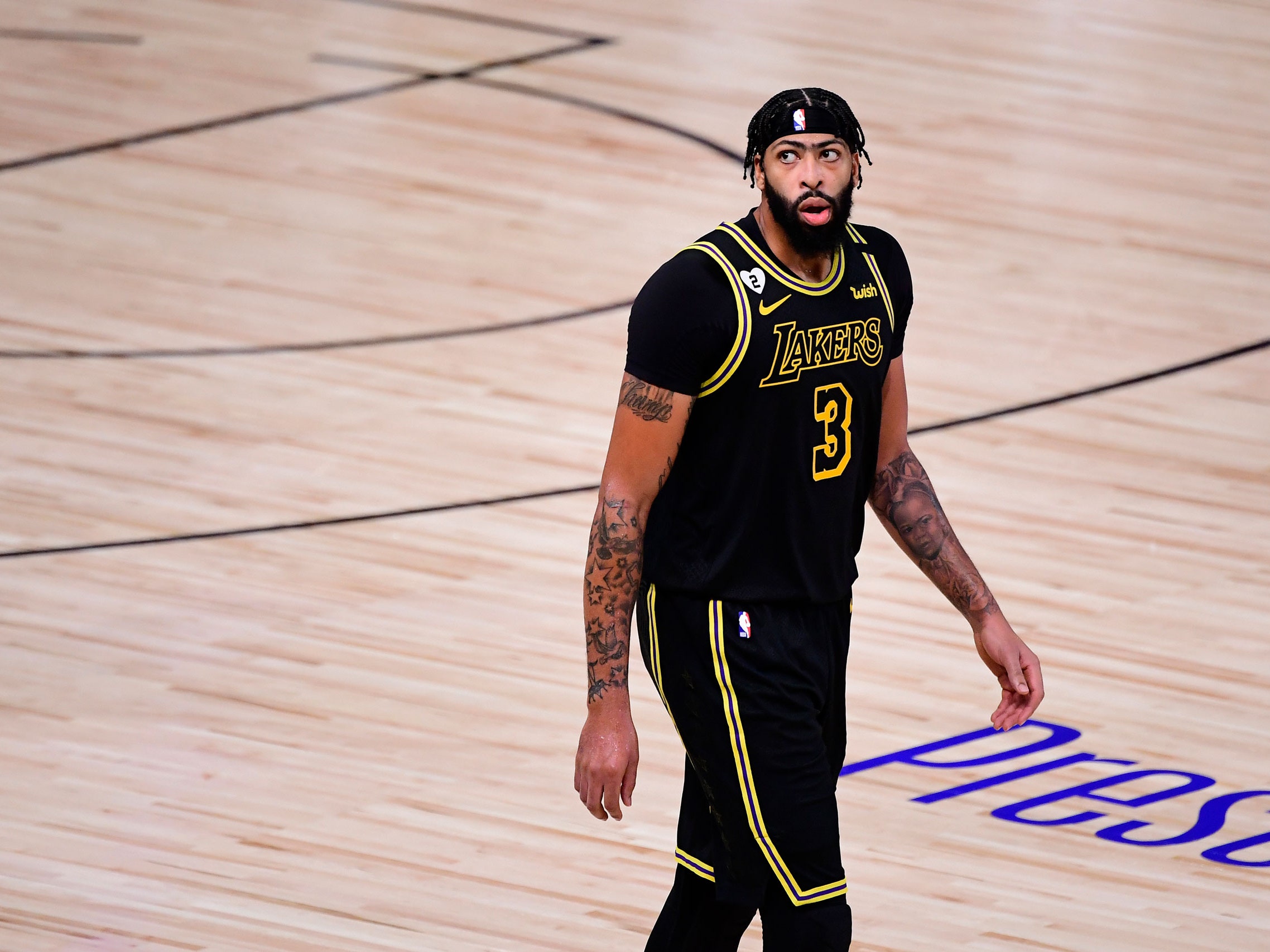 Pondering Anthony Davis, the Lakers' Oddly Enigmatic Star. The New Yorker