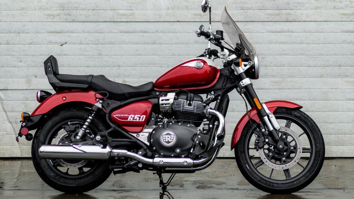 Royal Enfield reveals new Super Meteor