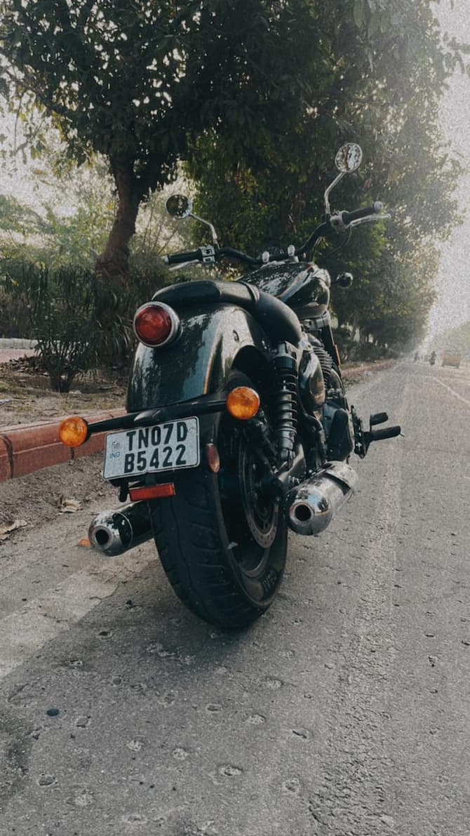 Royal Enfield Super Meteor 650 Review