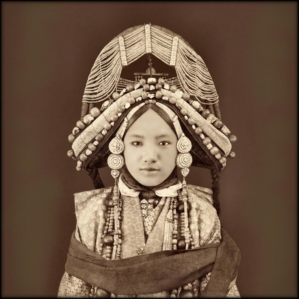 Middle Kingdom: Photographs of Old China