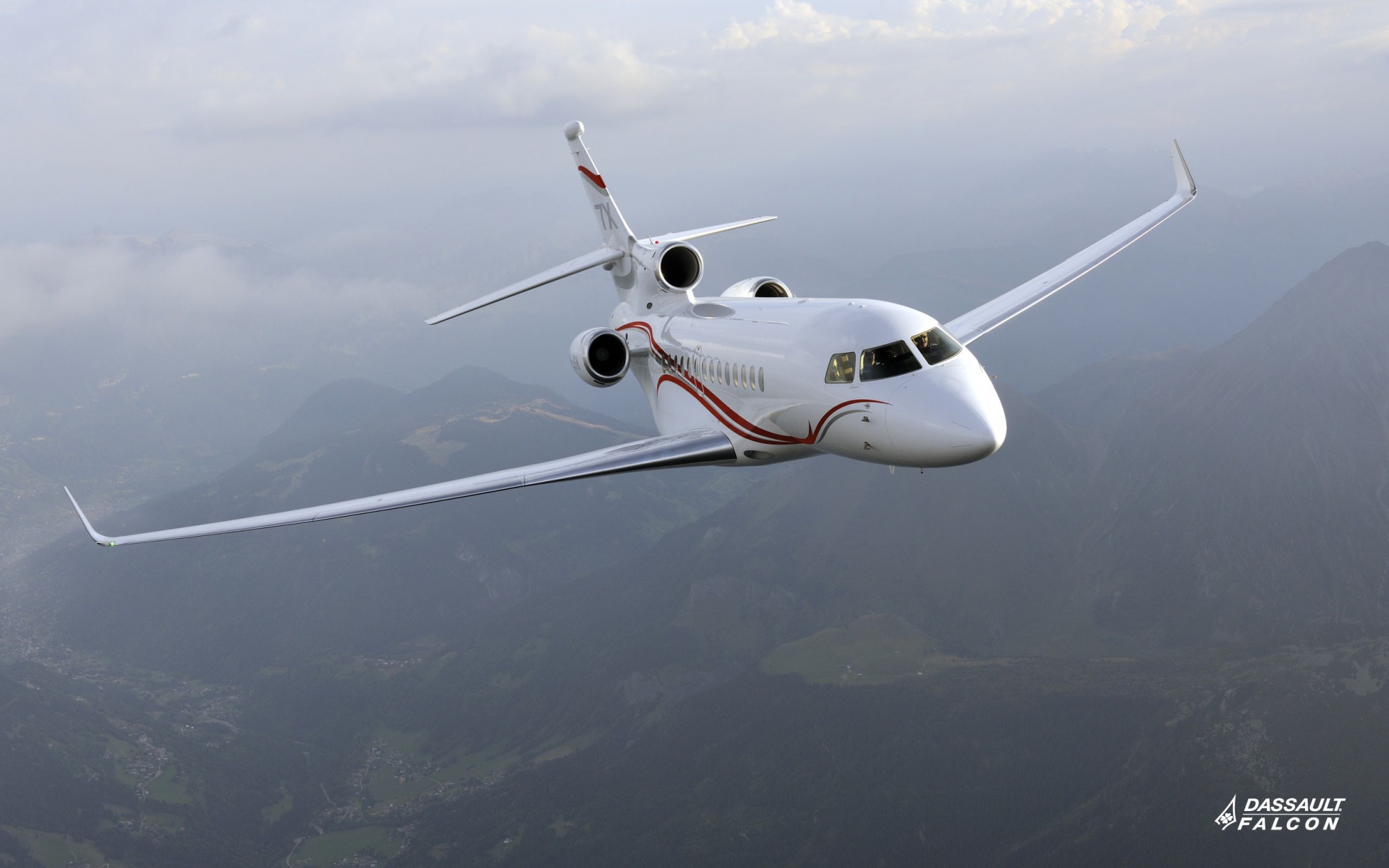 Dassault to Highlight Success of Falcon 7X, 8X at Jet Expo 2016. Dassault