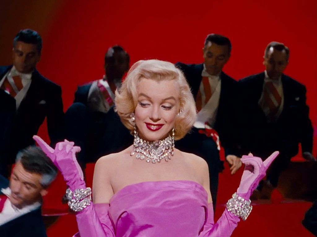 Famous Jewelry In The Movies, Vol. 6: Gentlemen Prefer Blondes. Marilyn monroe photo, Marilyn monroe movies, Gentlemen prefer blondes