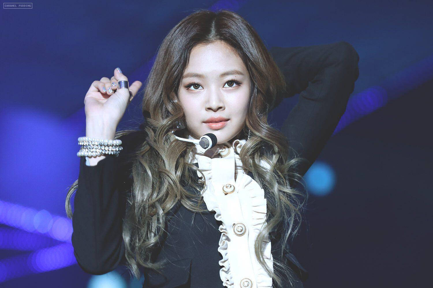 Jennie Wallpaper
