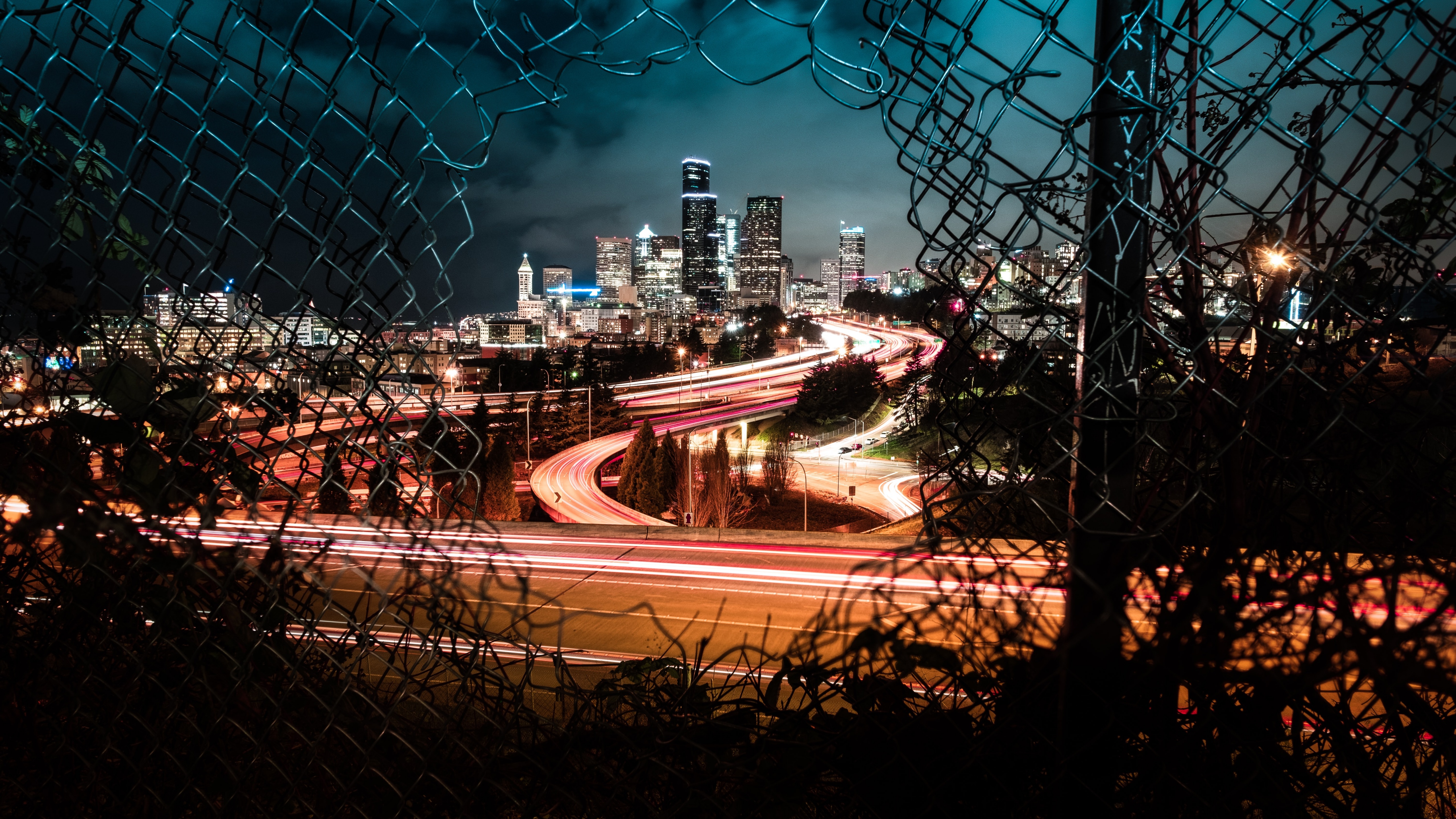 Wallpaper 4K, Cityscape, City lights, Fence