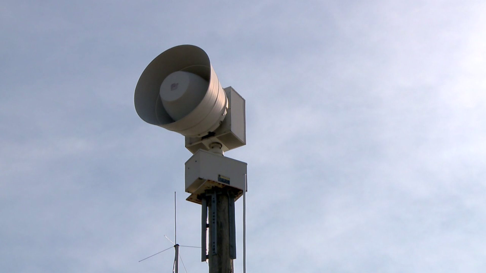 tornado sirens ahead of storm