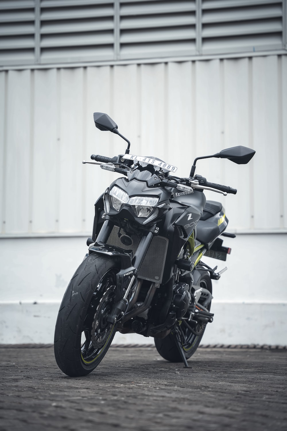Kawasaki Z900 Picture. Download Free Image