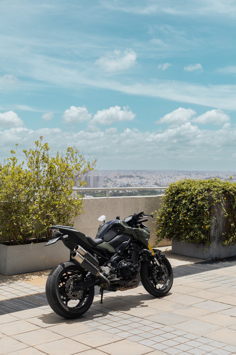 Kawasaki Z900 Picture. Download Free Image