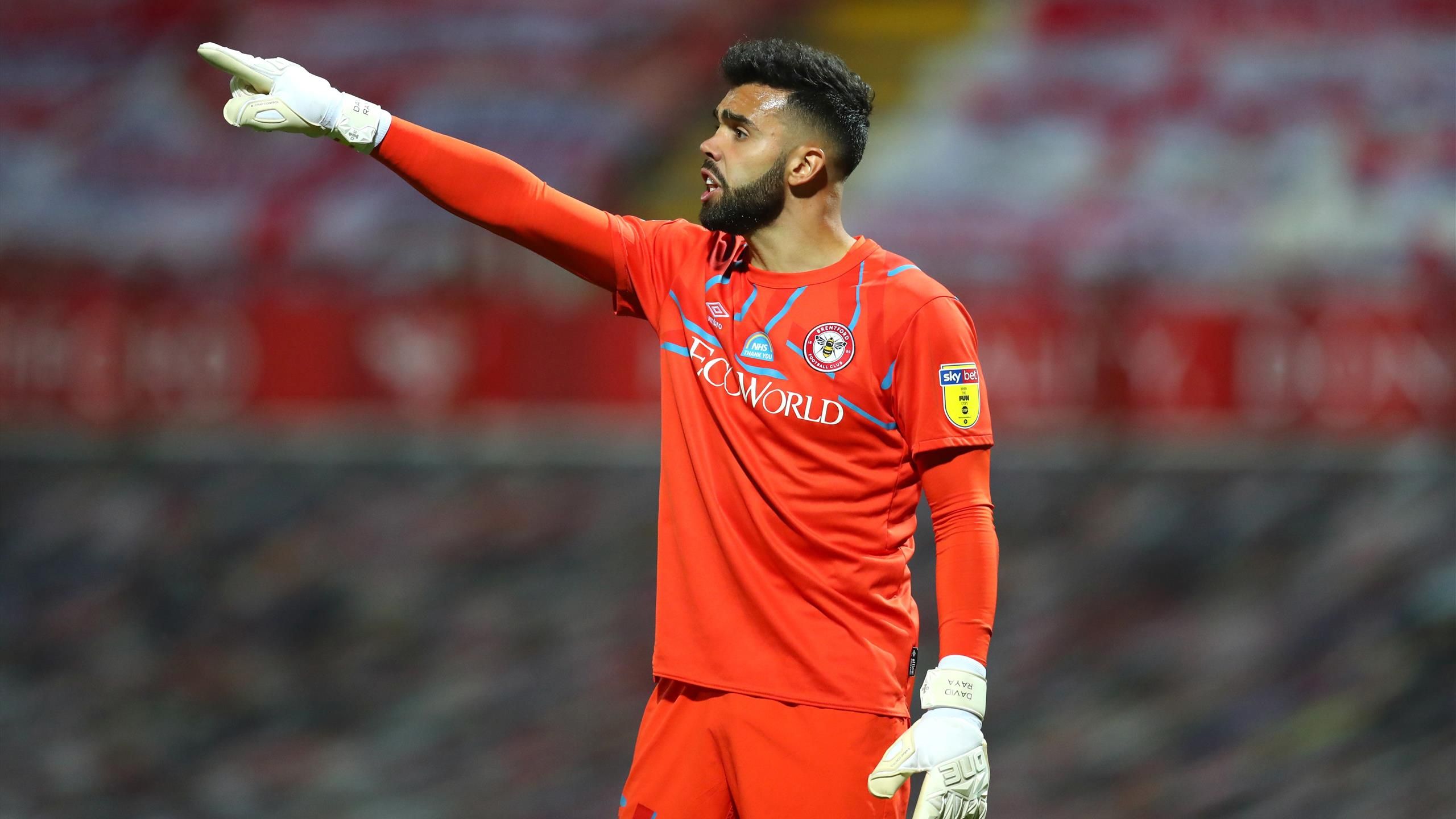 Arsenal line up David Raya as Emiliano Martinez 'signs for Aston Villa'