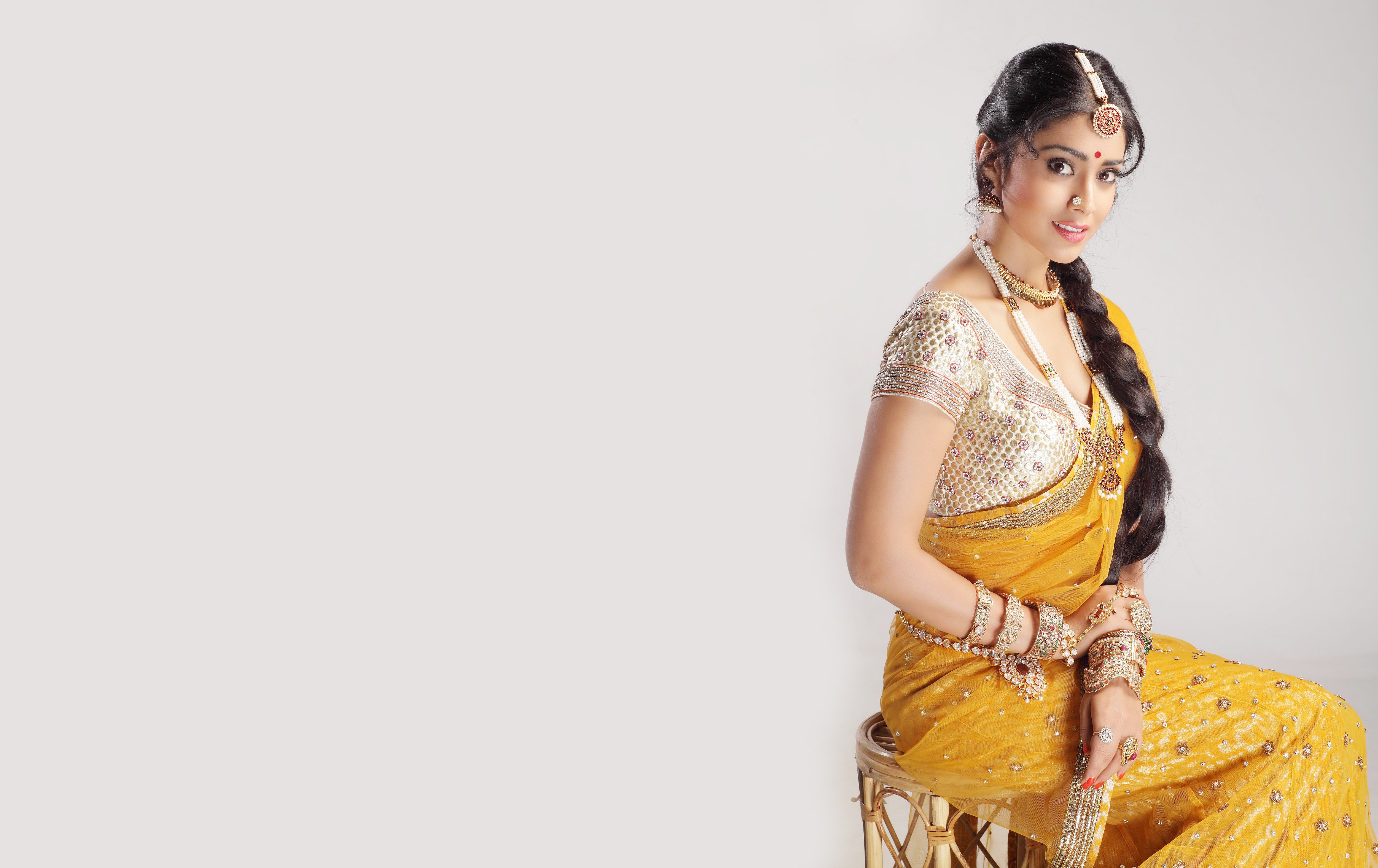 Celebrity Shriya Saran 4k Ultra HD Wallpaper