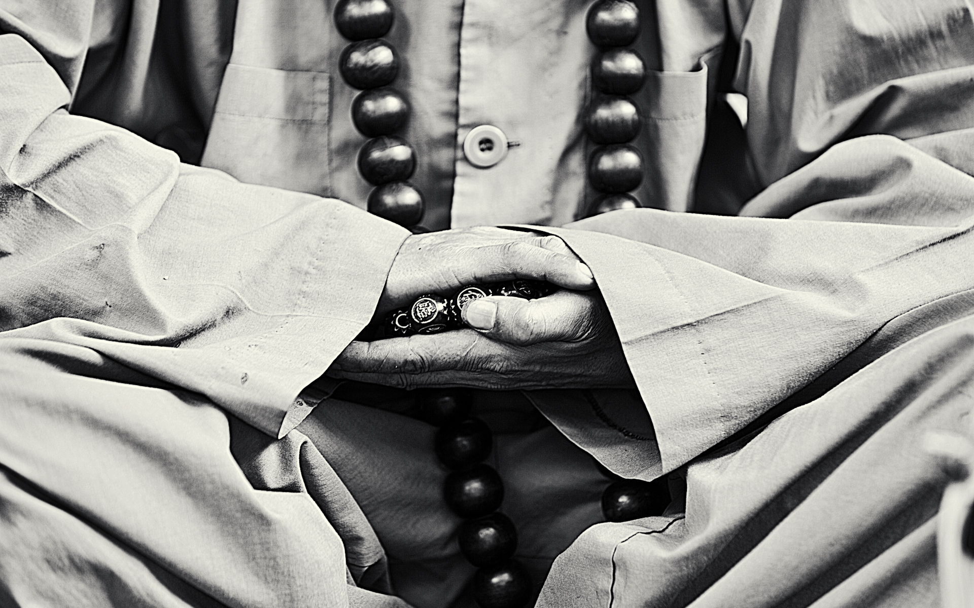 Wallpaper Stories Professional Buddhist Monk