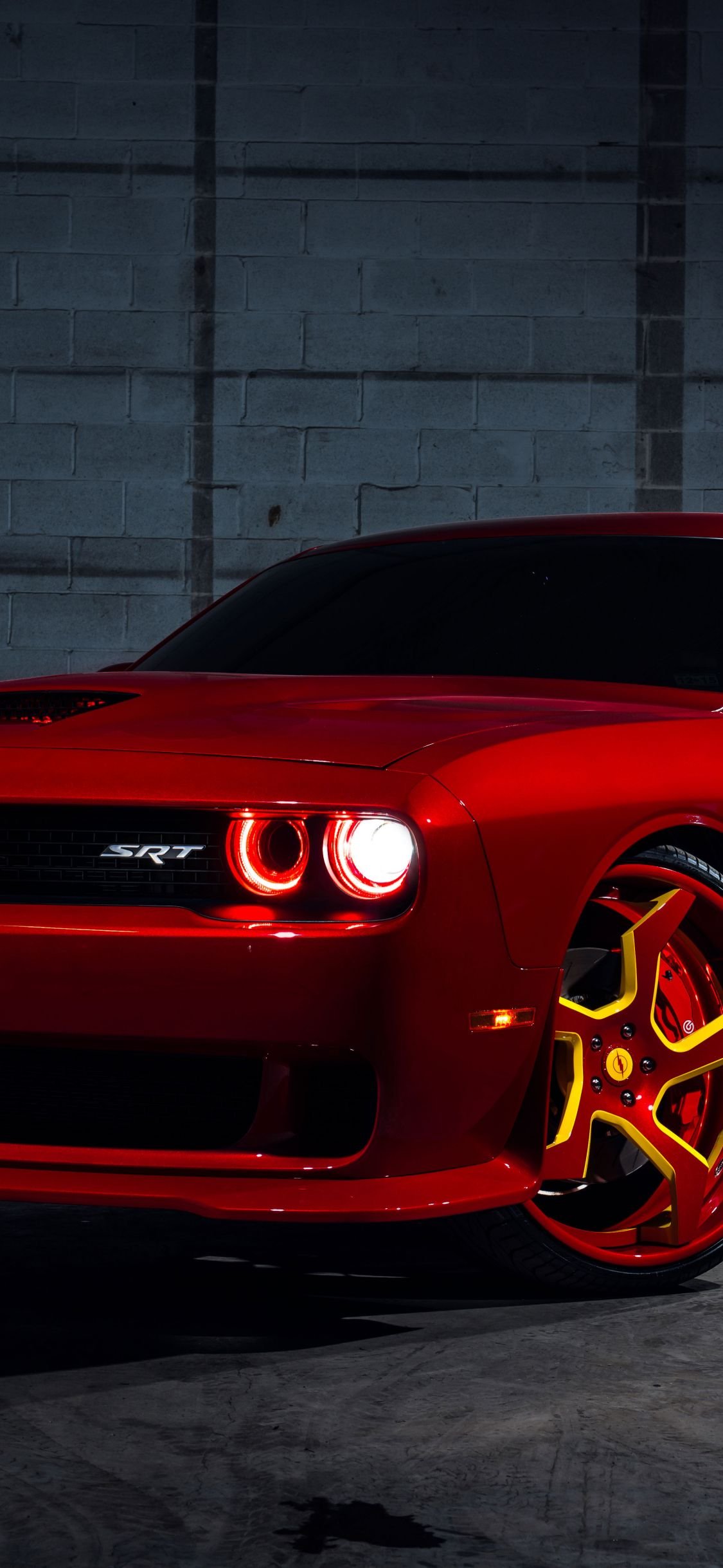 Red dodge challenger srt hellcat Wallpaper Download