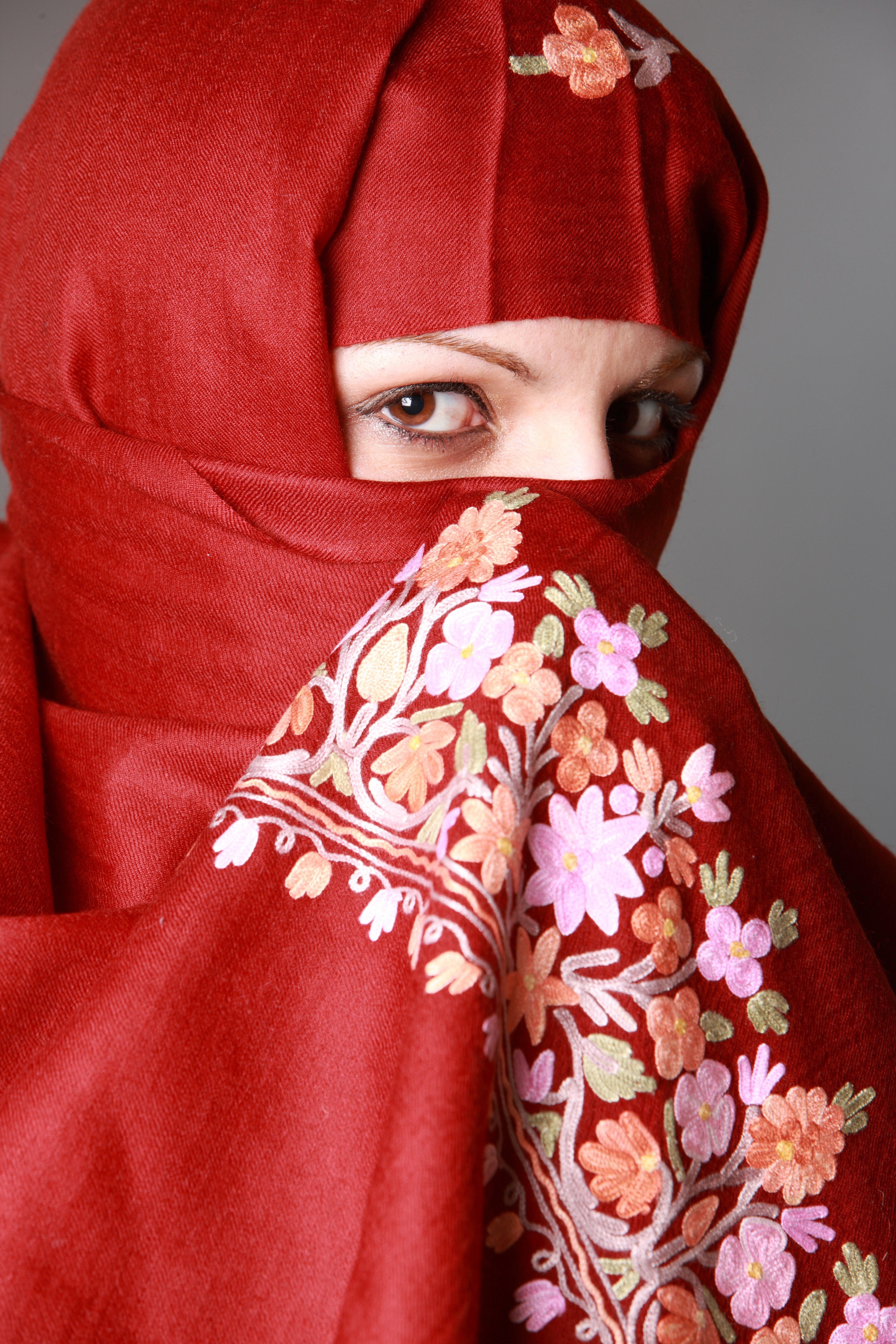 muslima muslim woman eyes fashion traditional 4k Phone HD Wallpaper