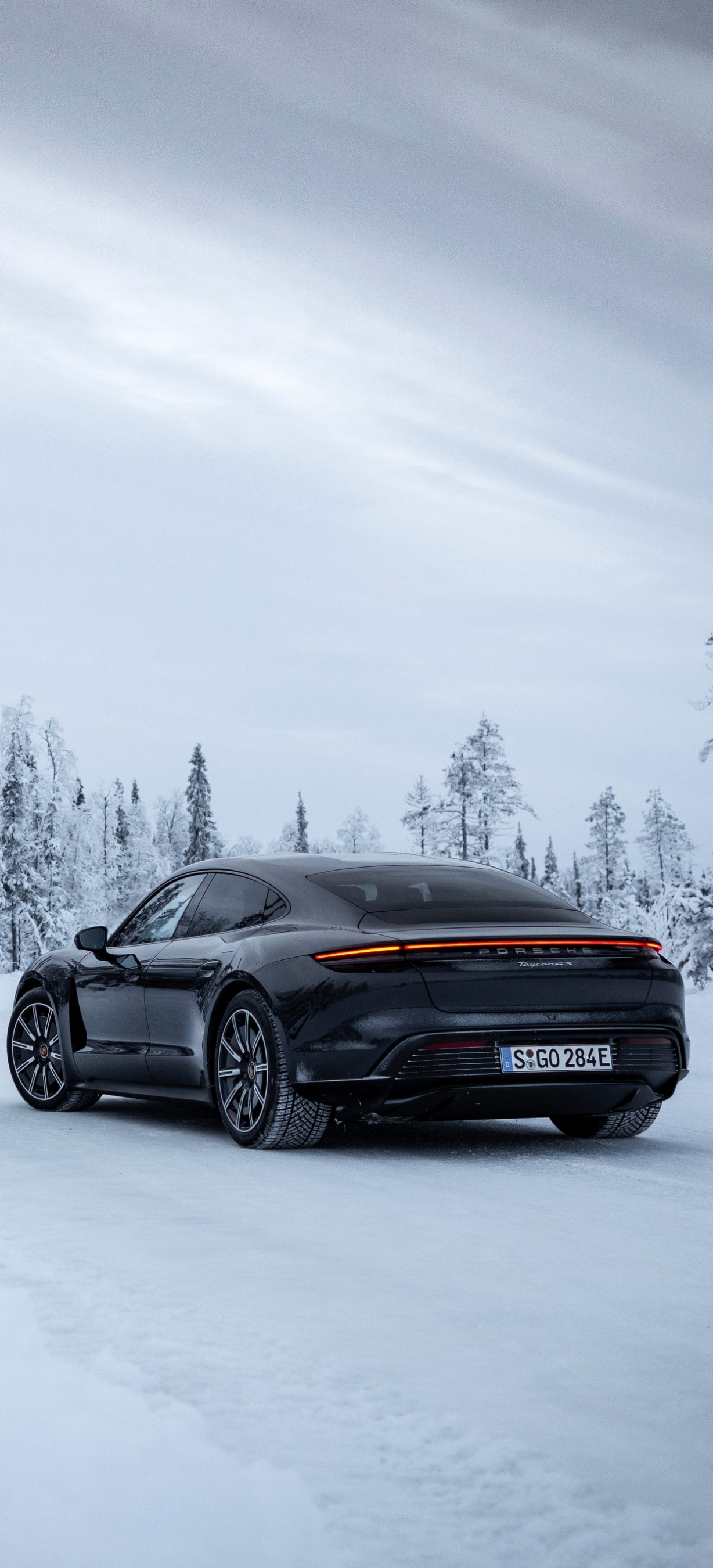 Porsche Taycan 4S iPhone Wallpaper