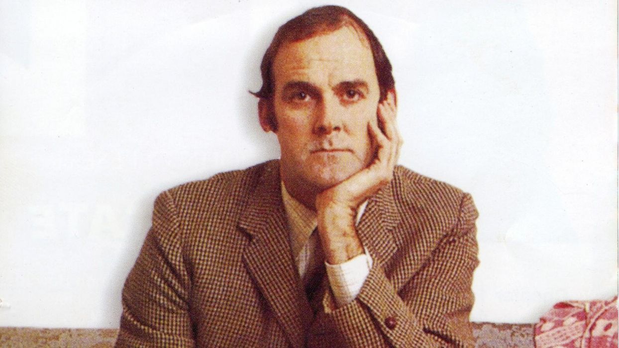 Monty Python John Cleese wallpaperx1080