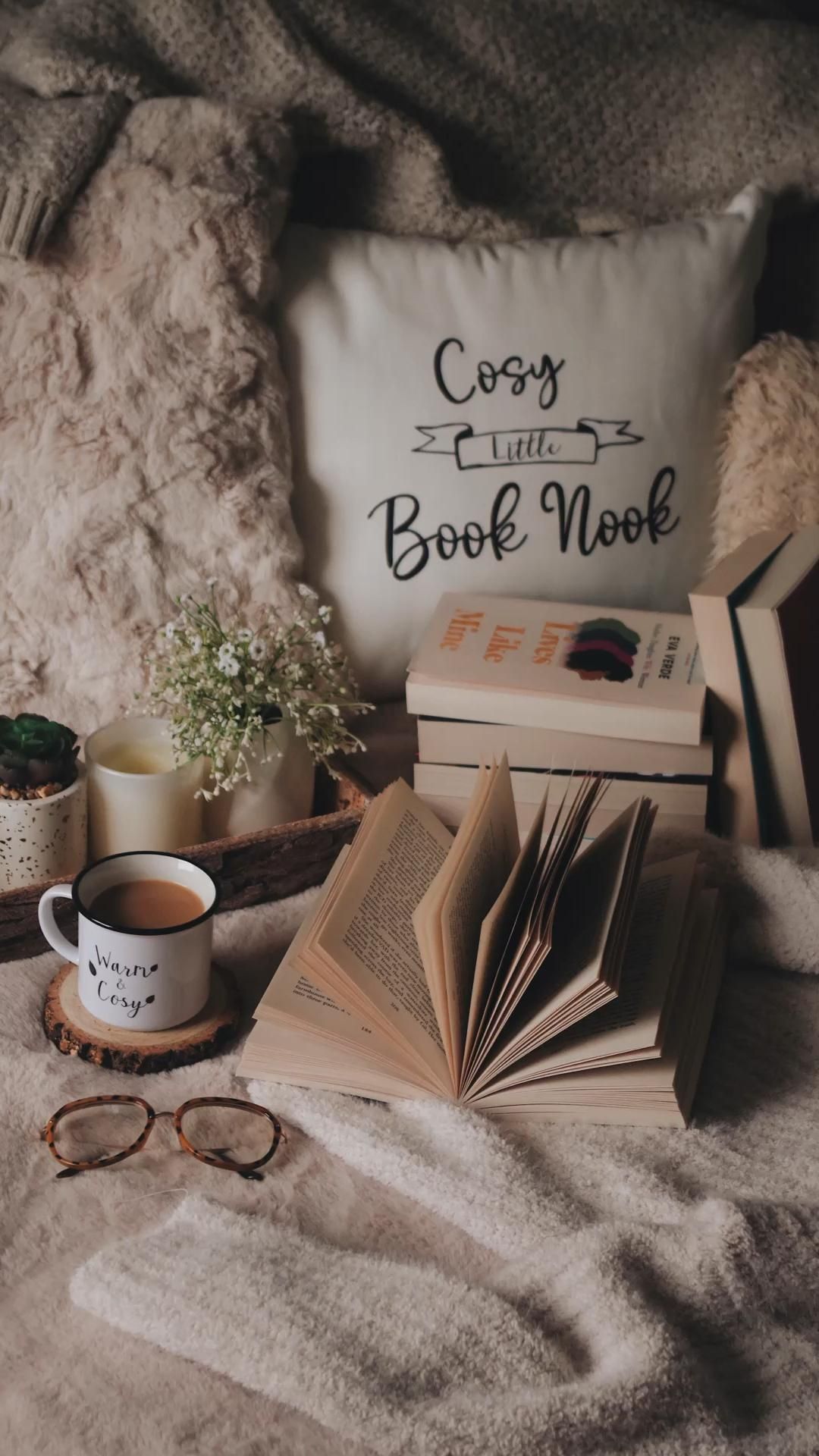 Cosy Reading Vibes