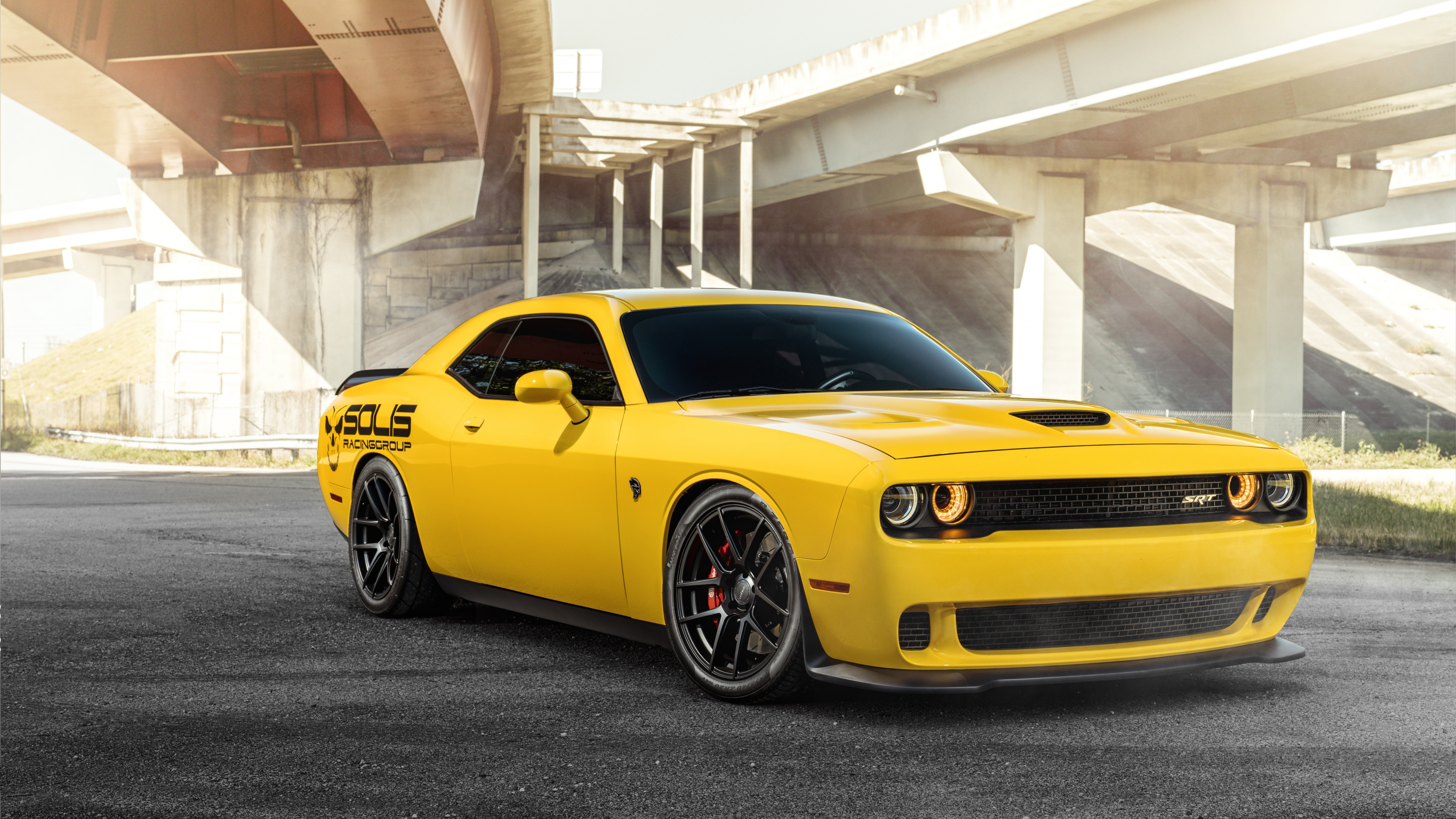 Download wallpaper 3840x2160 dodge charger srt hellcat, yellow, 2018 4k wallpaper, uhd wallpaper, 16:9 widescreen 3840x2160 HD background, 17702