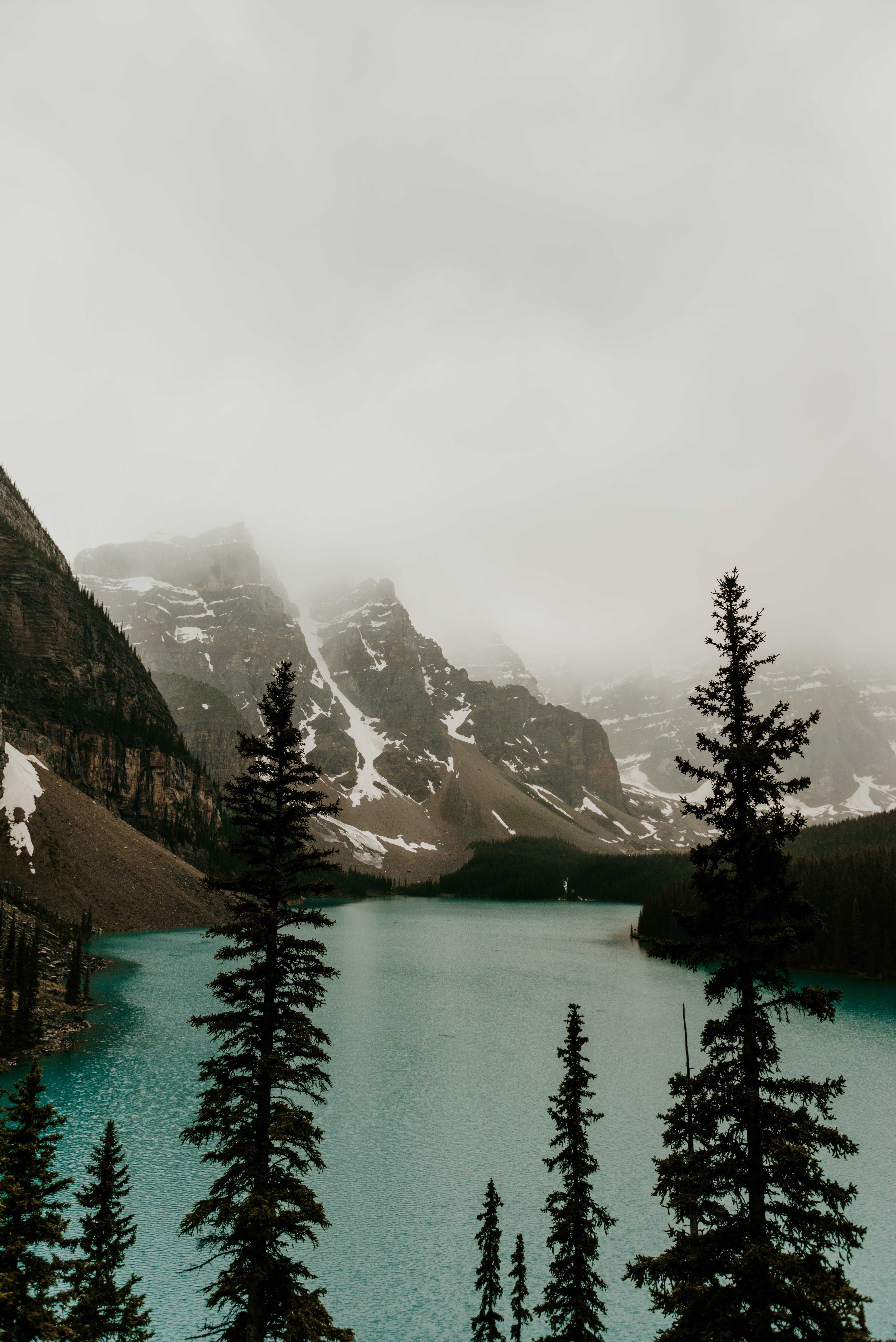Moraine Lake during a Foggy Weather · Free