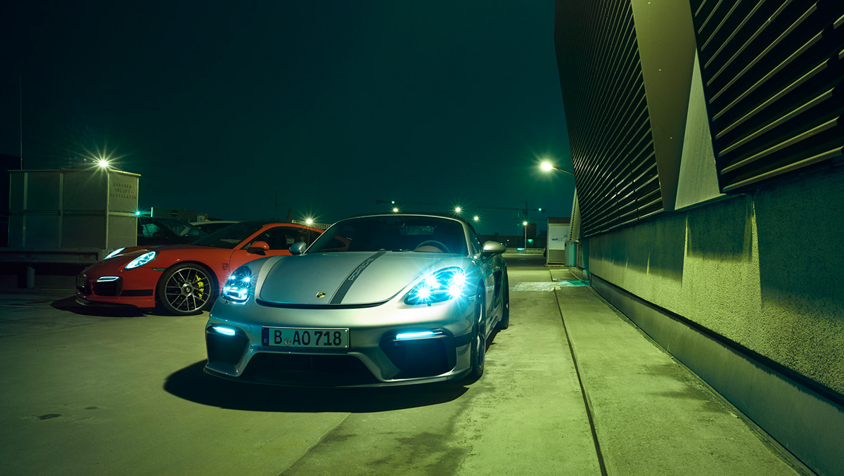 Through the night with Porsche - Behance