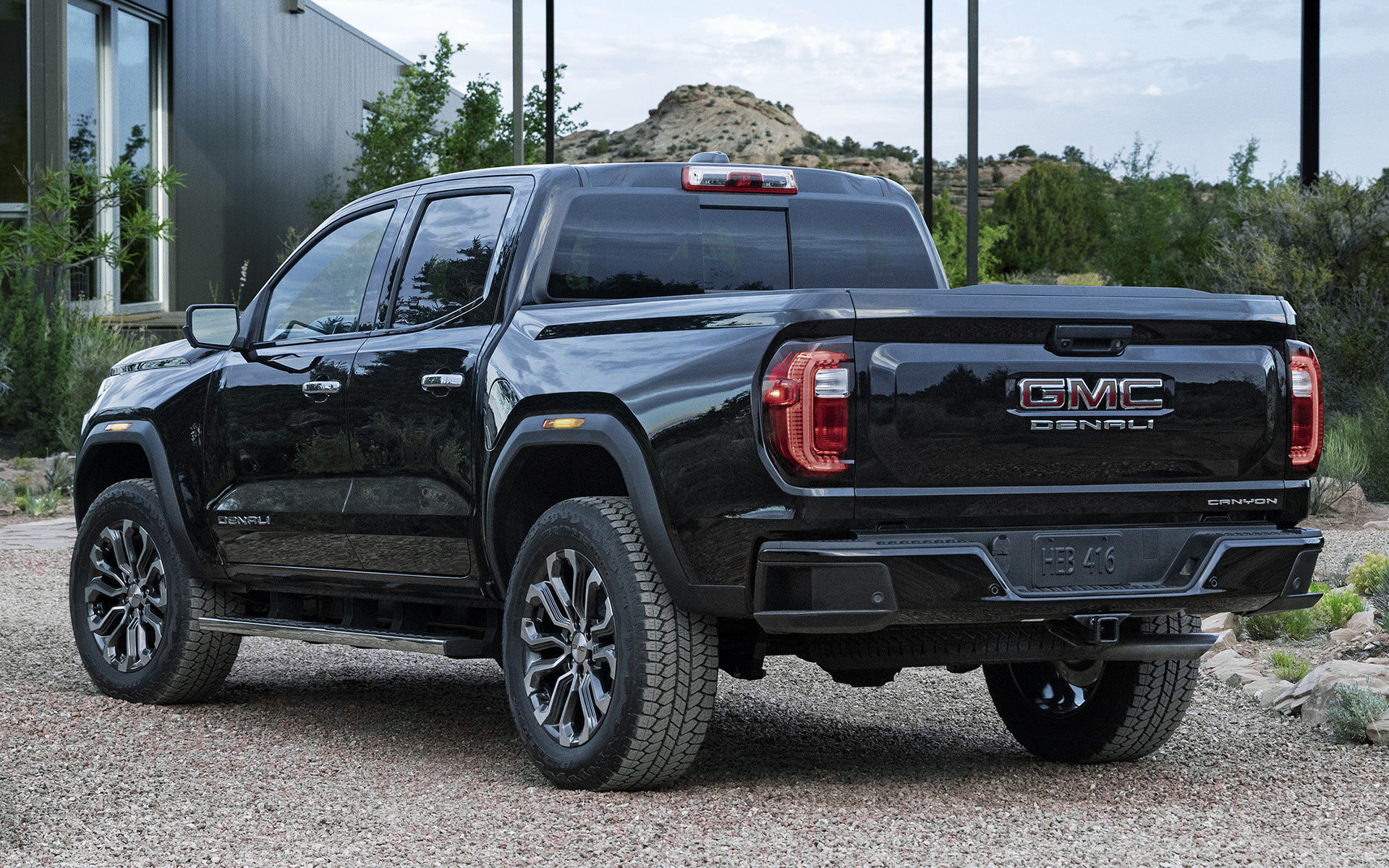 2023 GMC Canyon Denali Crew Cab