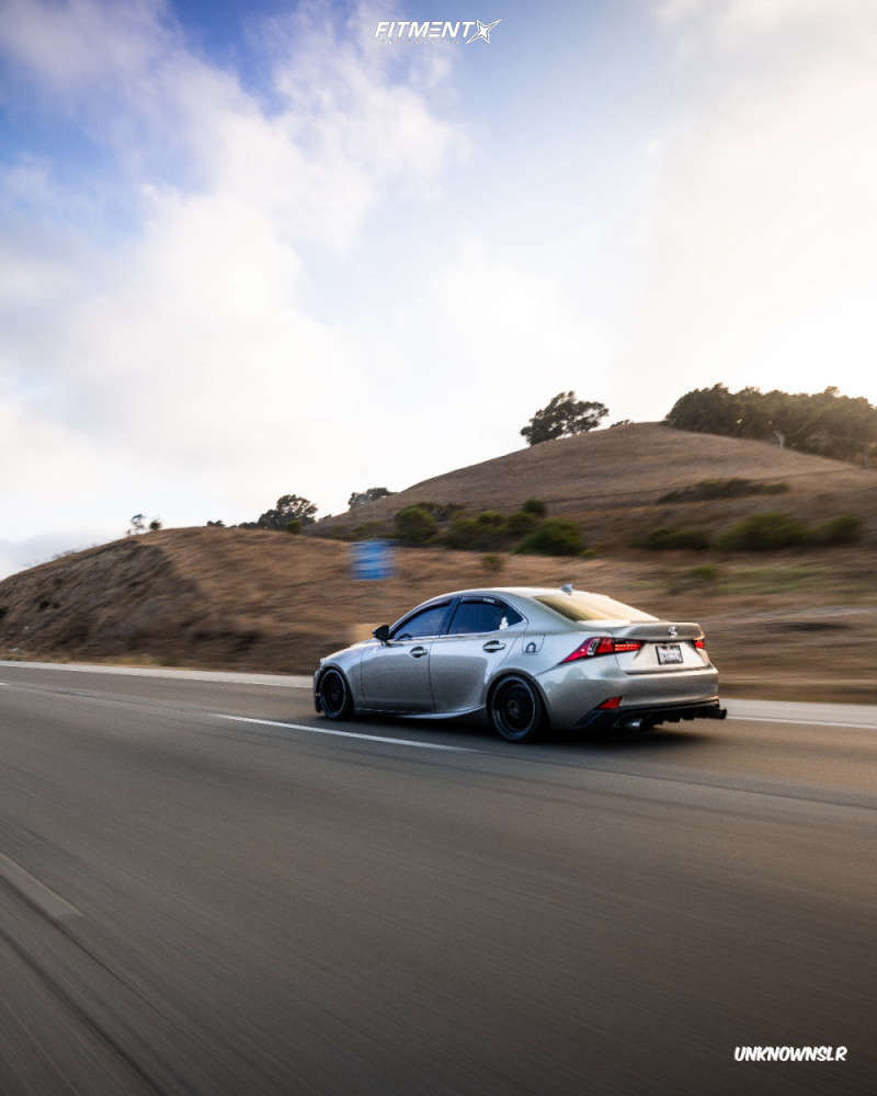 Lexus IS250 Base with 18x9.5 ESR