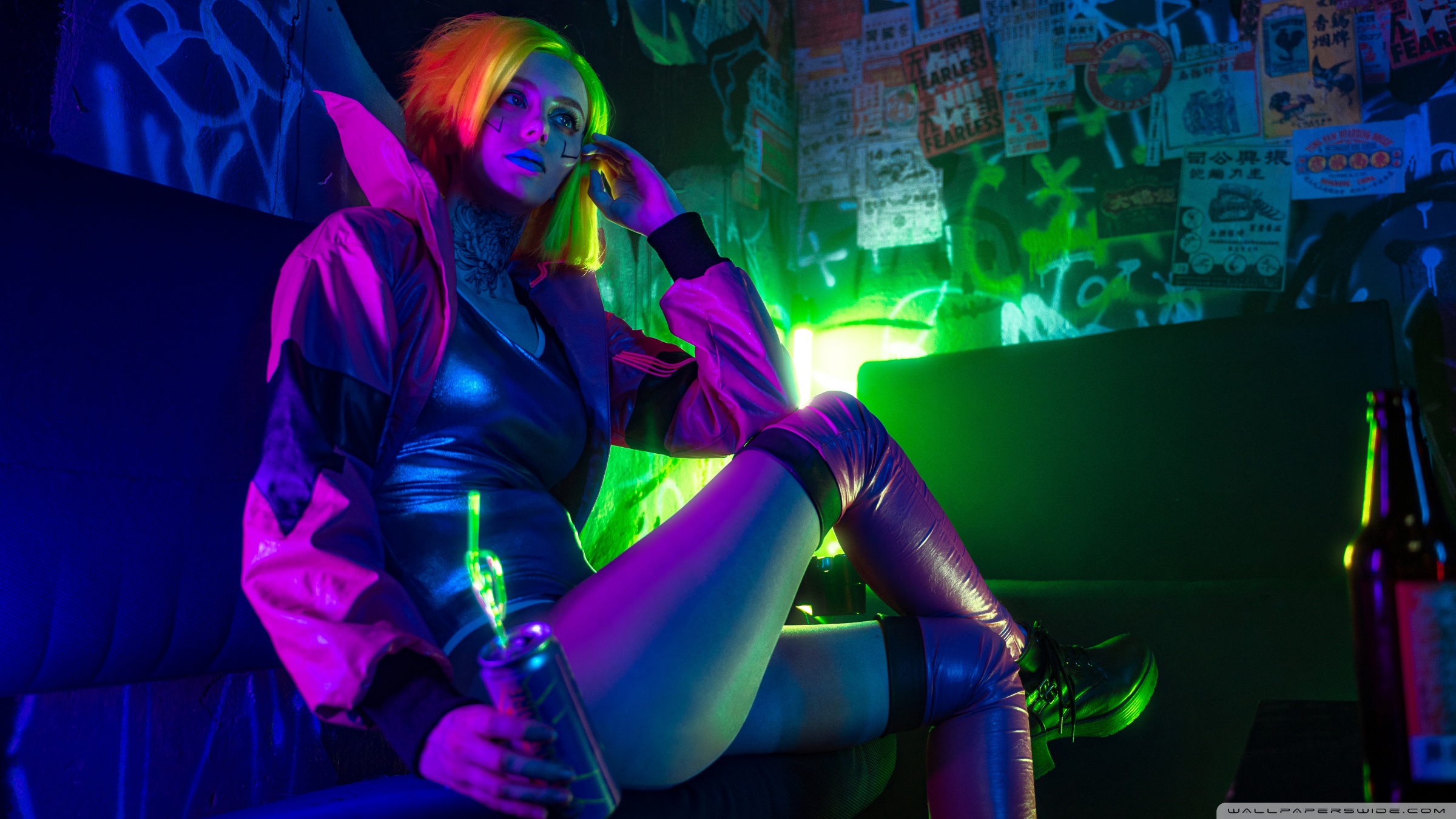Cyberpunk Girl Cosplay Ultra HD Desktop