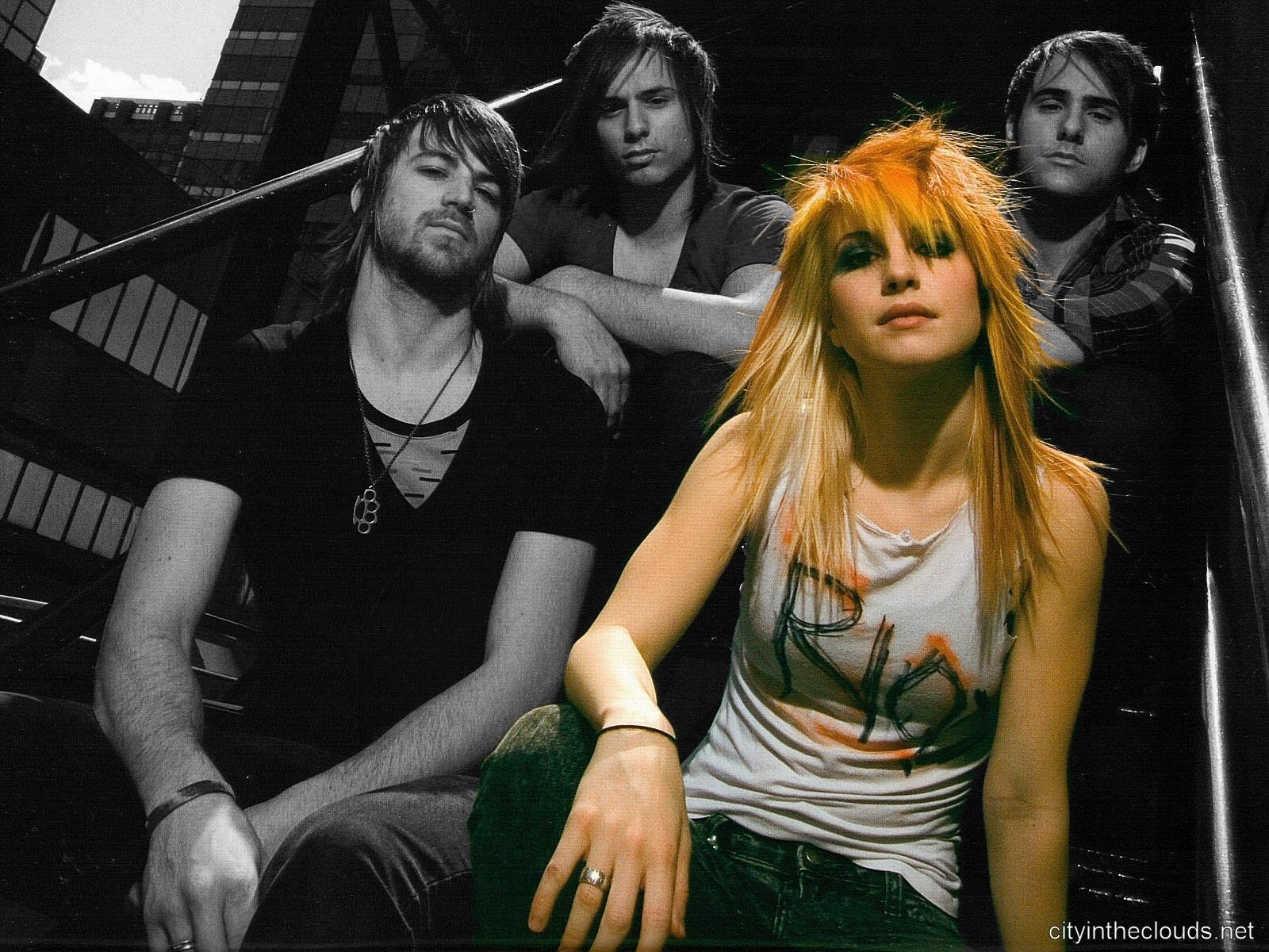 Download Music Paramore Wallpaper