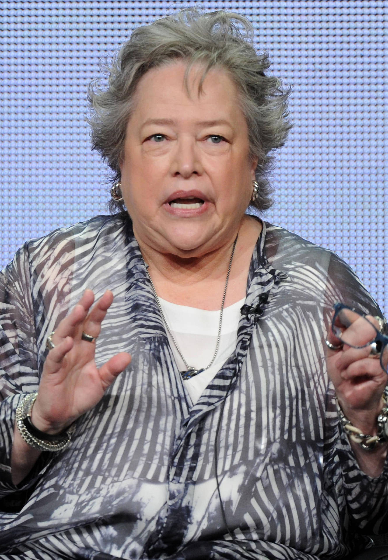 Kathy Bates Wallpapers - Wallpaper Cave