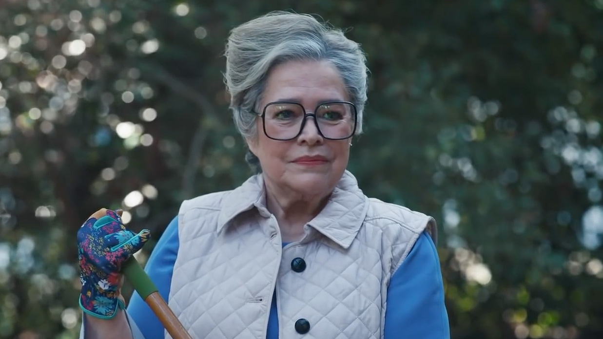 Kathy Bates Is a Grandma With a