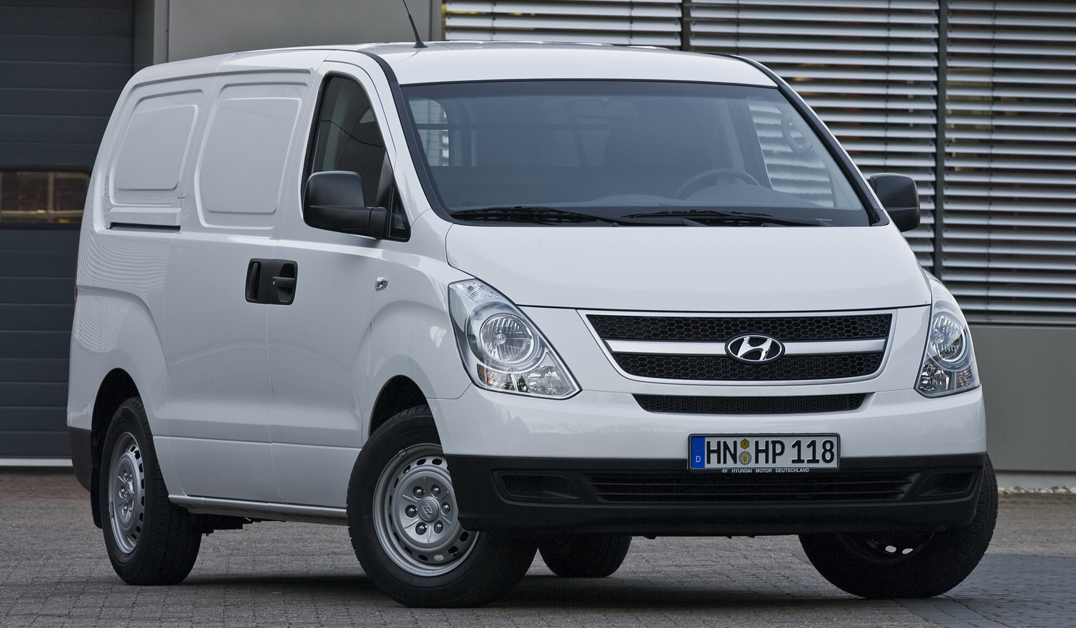 Photos of Hyundai H1 Transporter