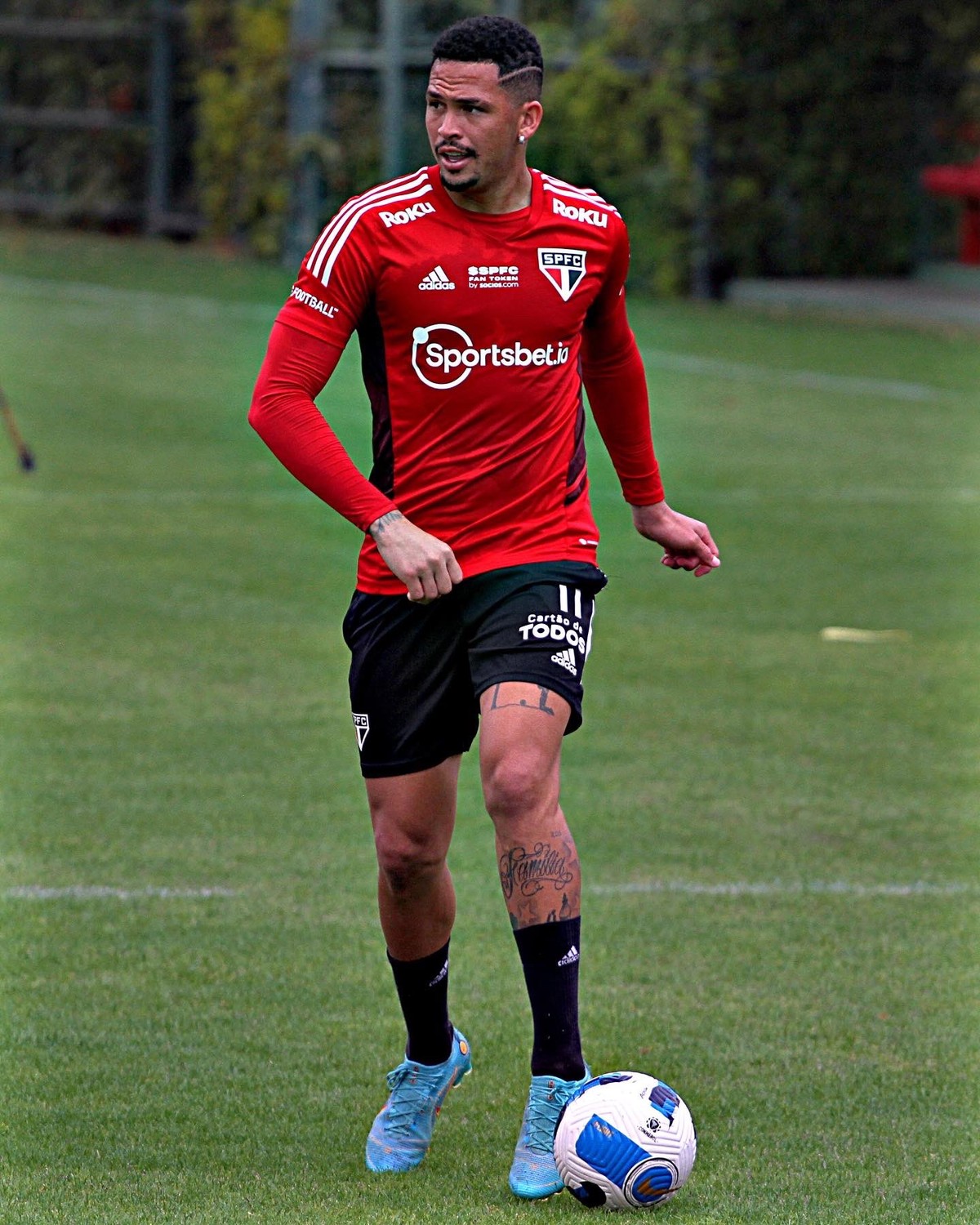 Ídolo, goleador e decisivo: Luciano